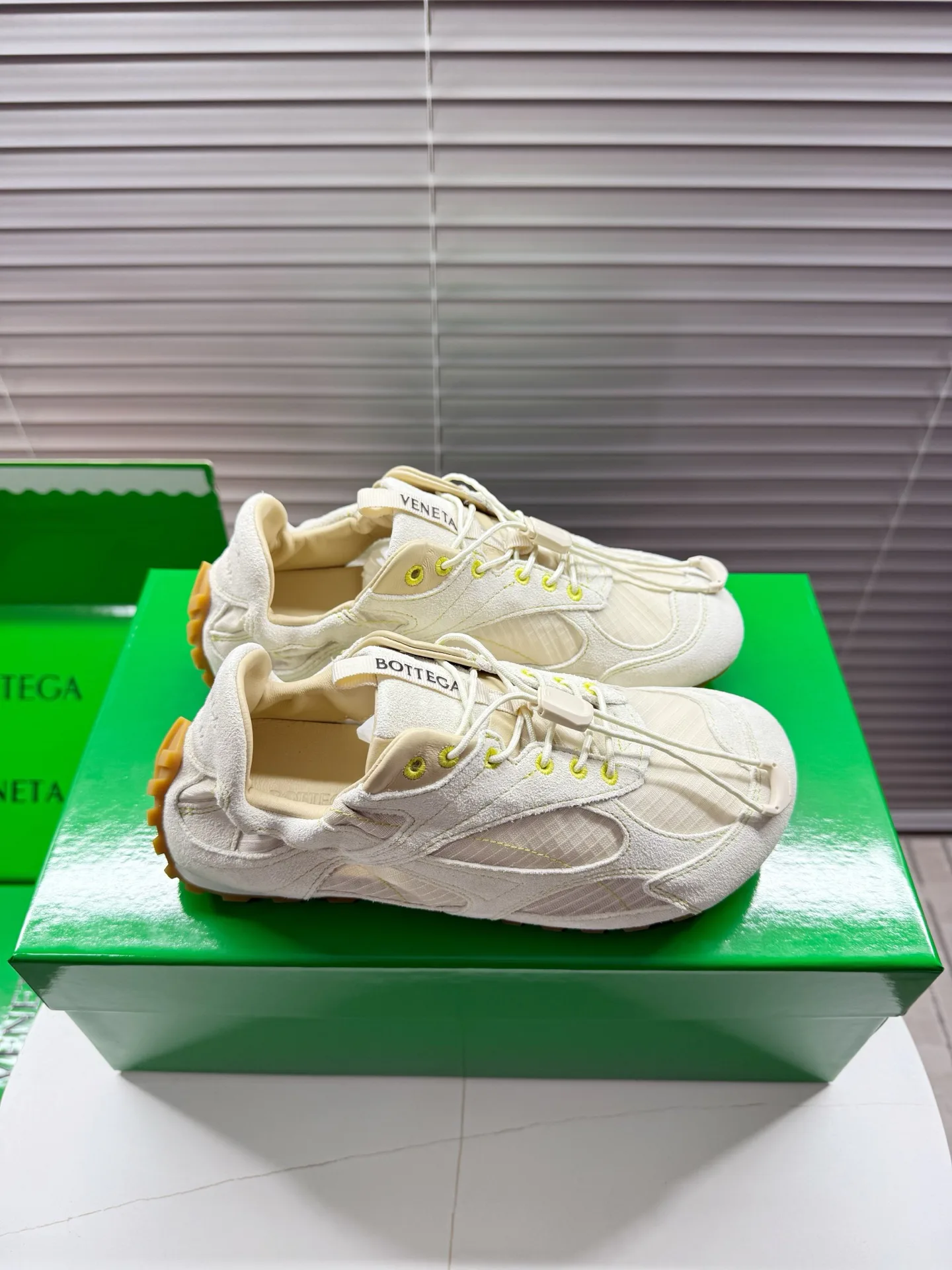 Кроссовки Женские Bottega Veneta 983478