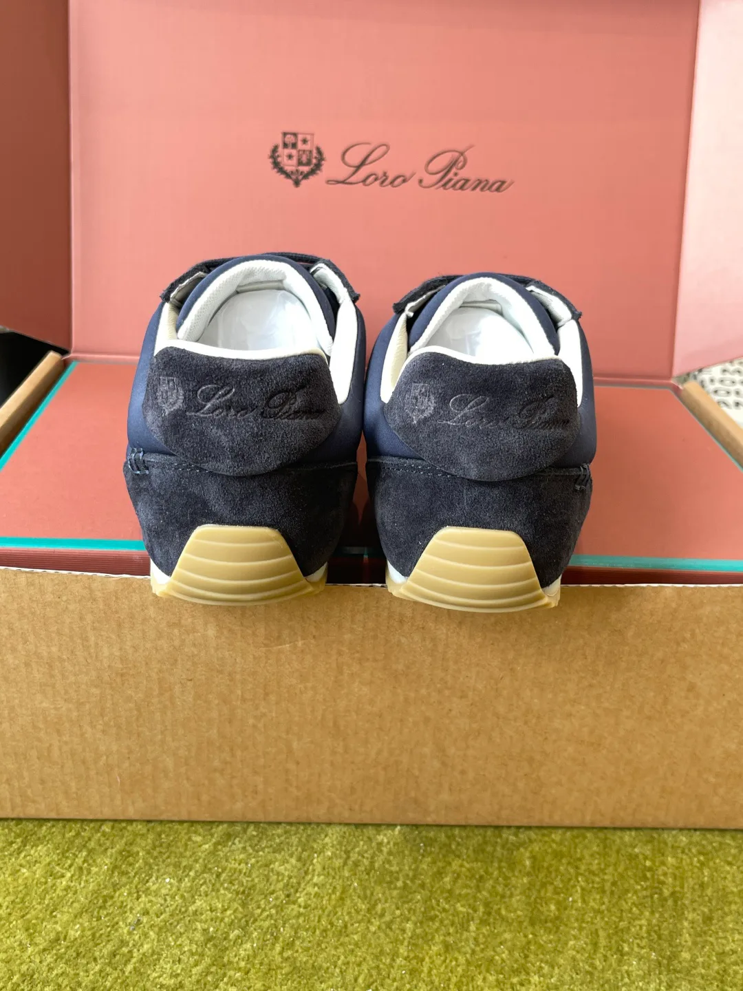 Кроссовки Женские Loro Piana 17424587
