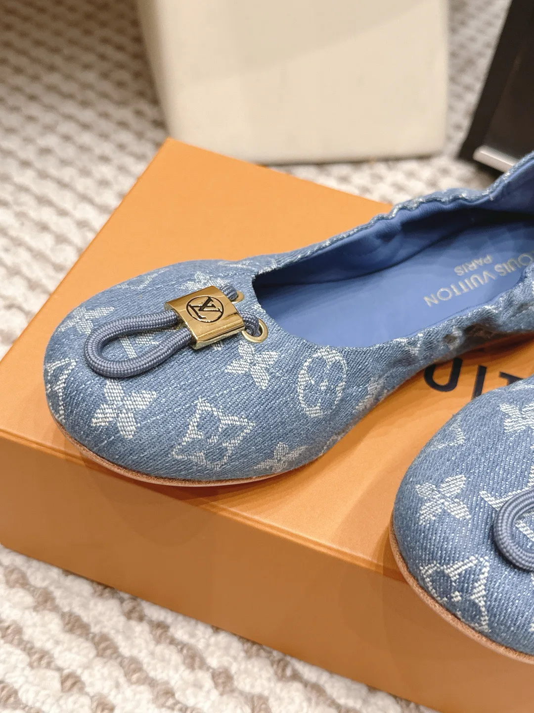 Балетки Женские Louis Vuitton 17421357