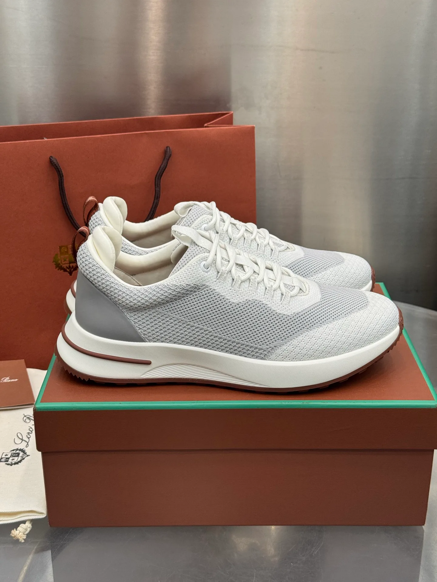 Кроссовки Мужские Loro Piana 18202678