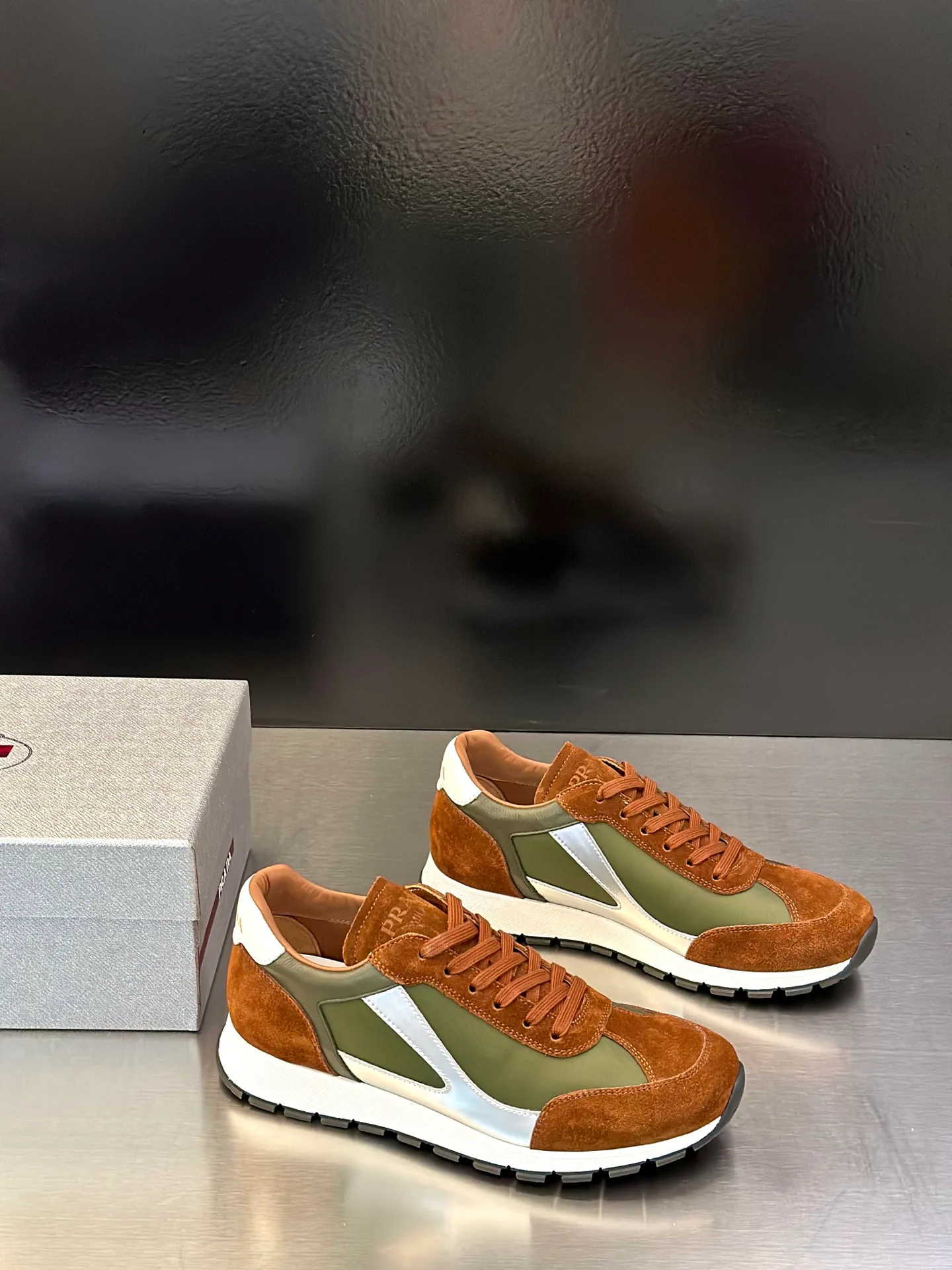 Кроссовки Мужские Prada 931095