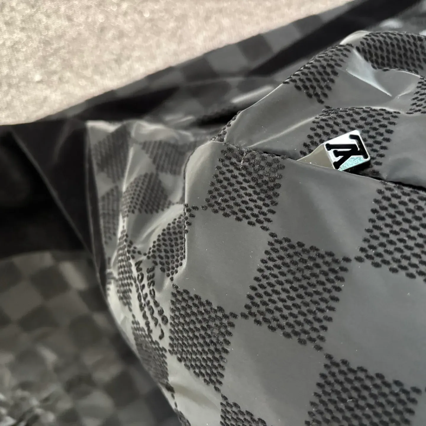 Куртки Женские Louis Vuitton