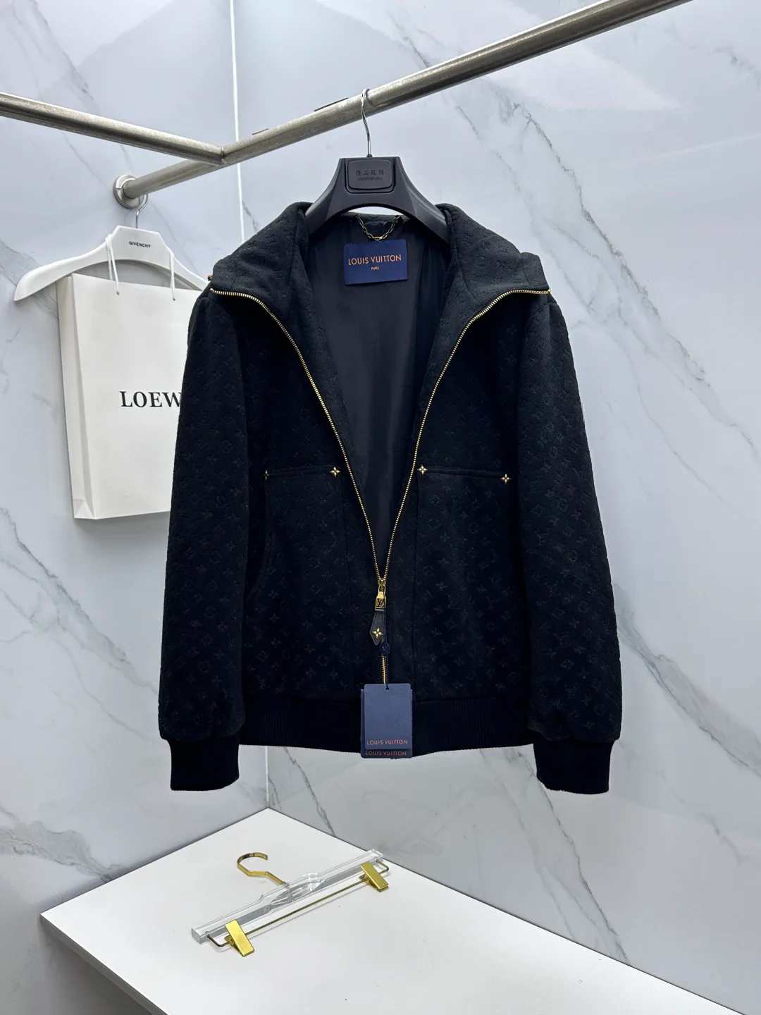 Куртки И Пуховики Мужские Louis Vuitton 18246854