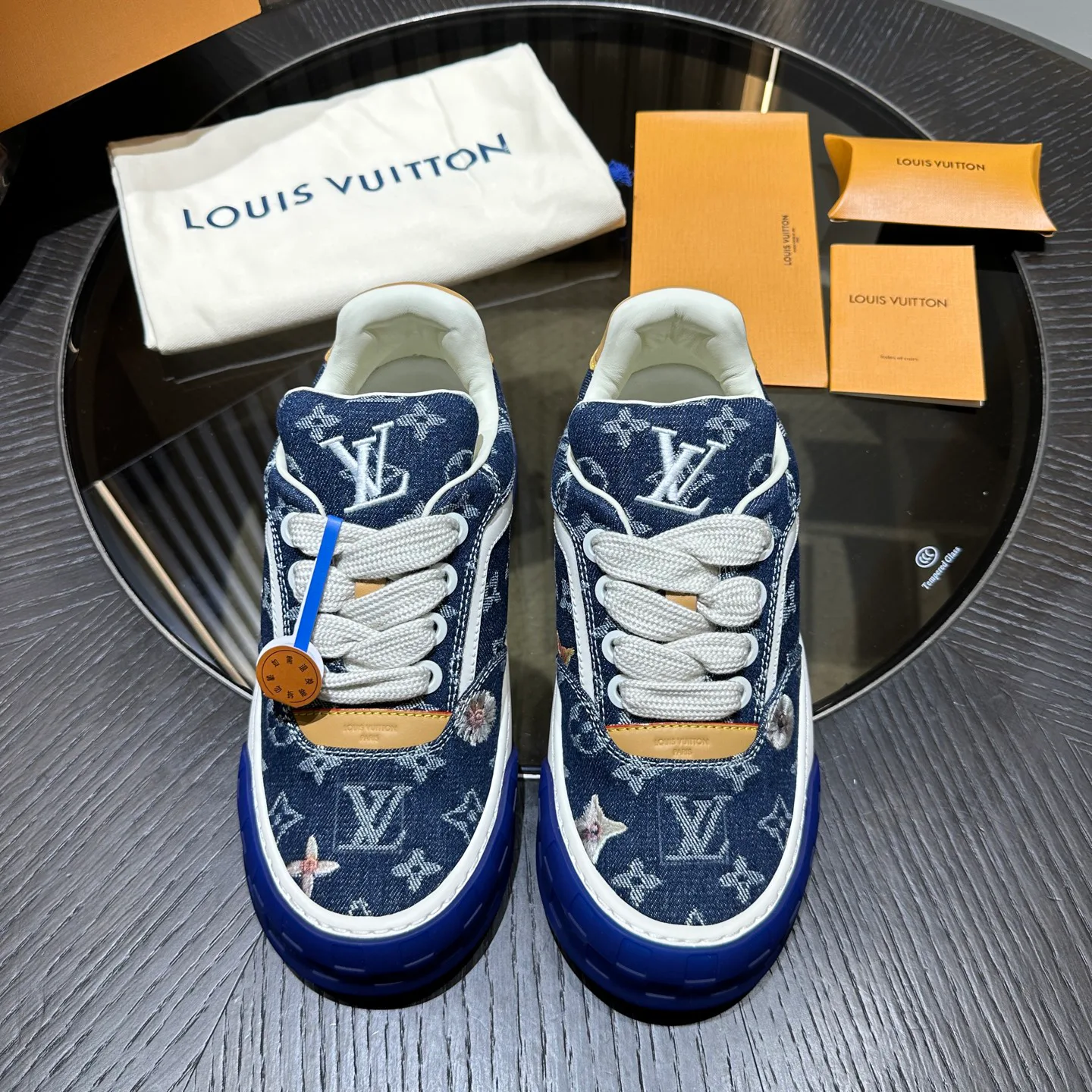 Кроссовки Мужские Louis Vuitton 18191604
