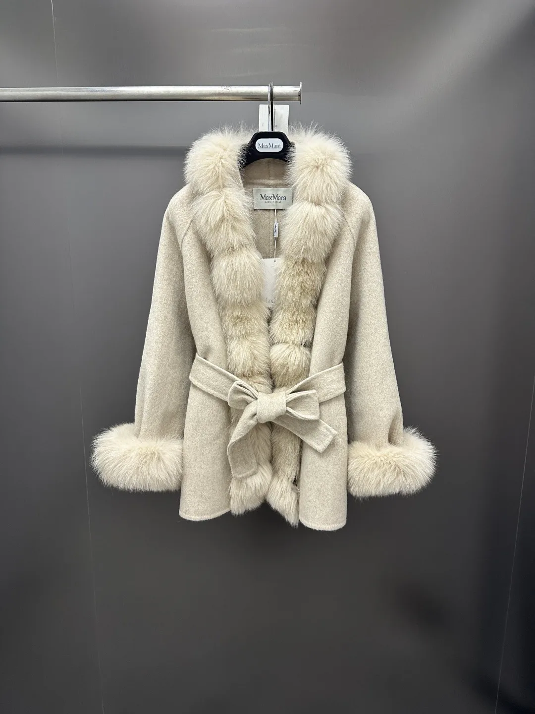 Пальто Женские Max Mara 18902578