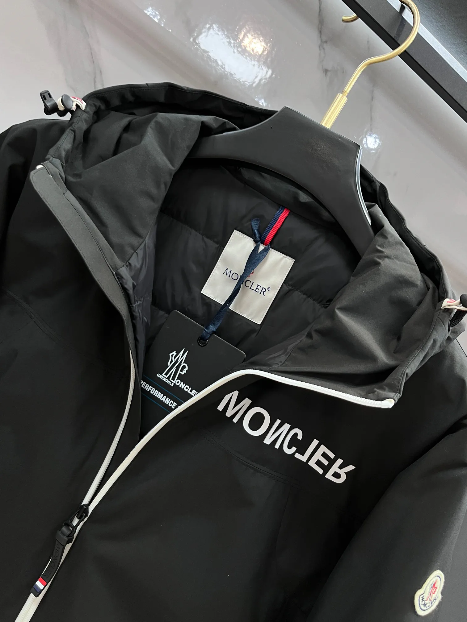 Куртки И Пуховики Мужские Moncler 1138625