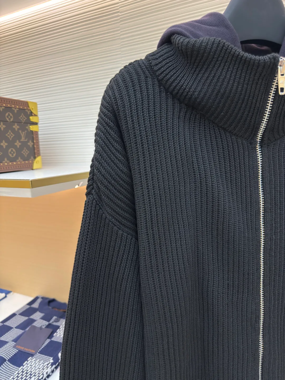 Джемперы Женские Balenciaga 412801