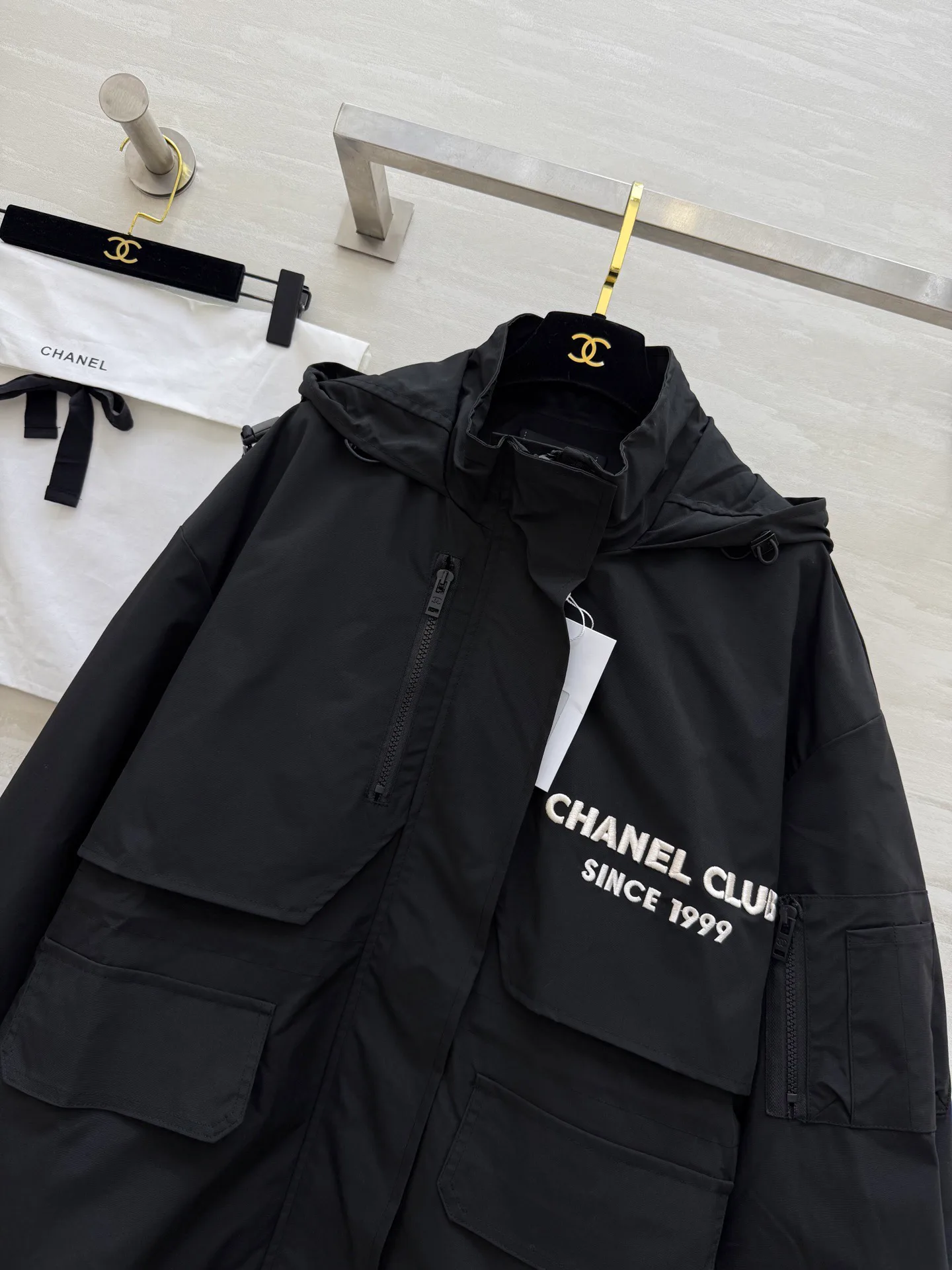 Куртки И Пуховики Мужские Chanel 10396609