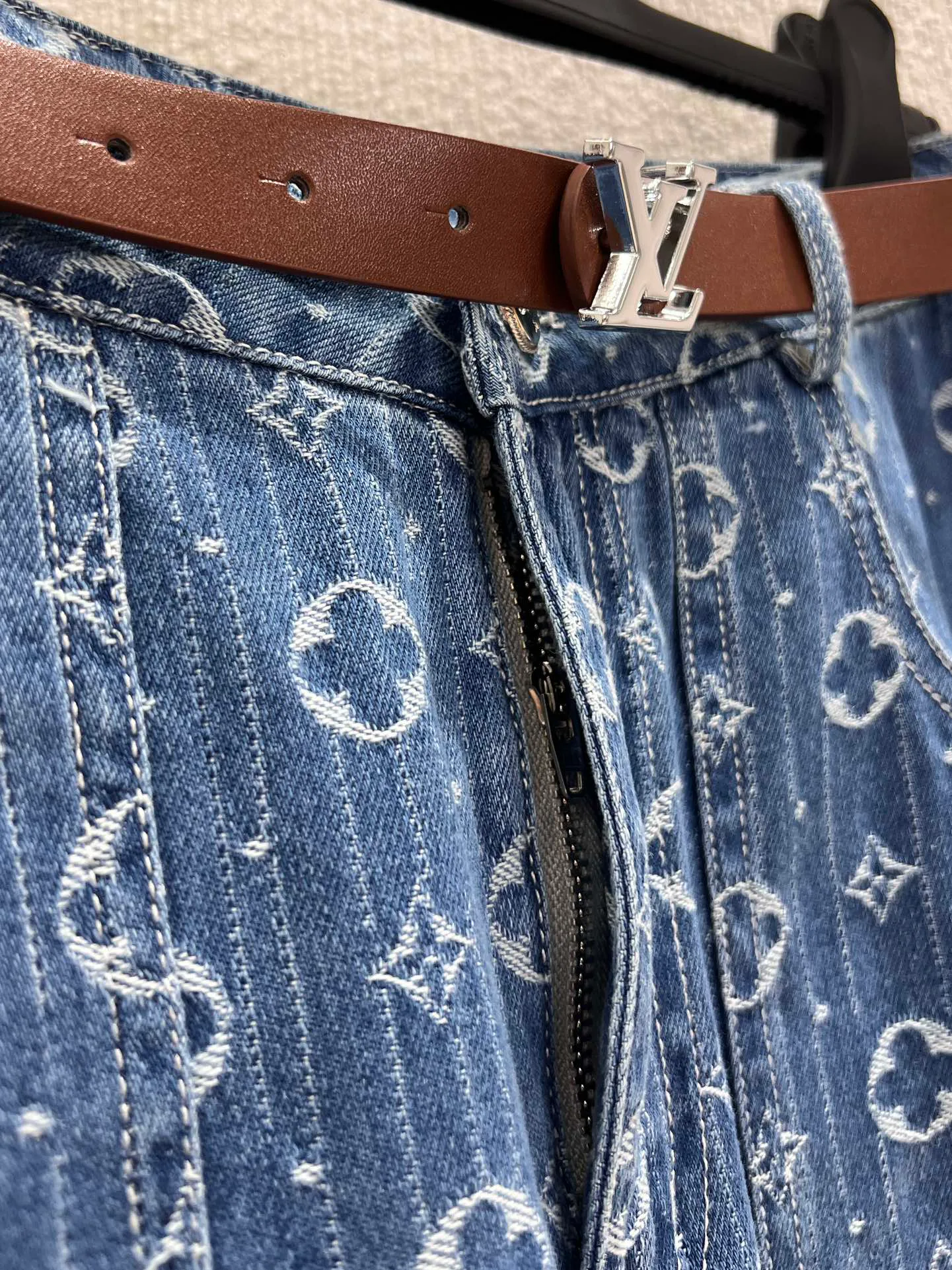 Джинсы Женские Louis Vuitton 3130226