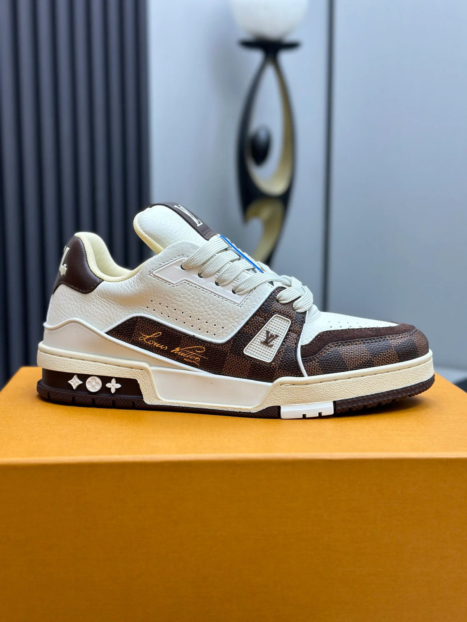 Кроссовки Женские Louis Vuitton 272011