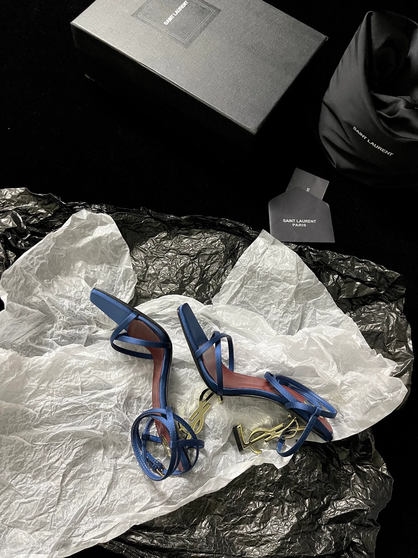 Босоножки Женские Saint Laurent 24756