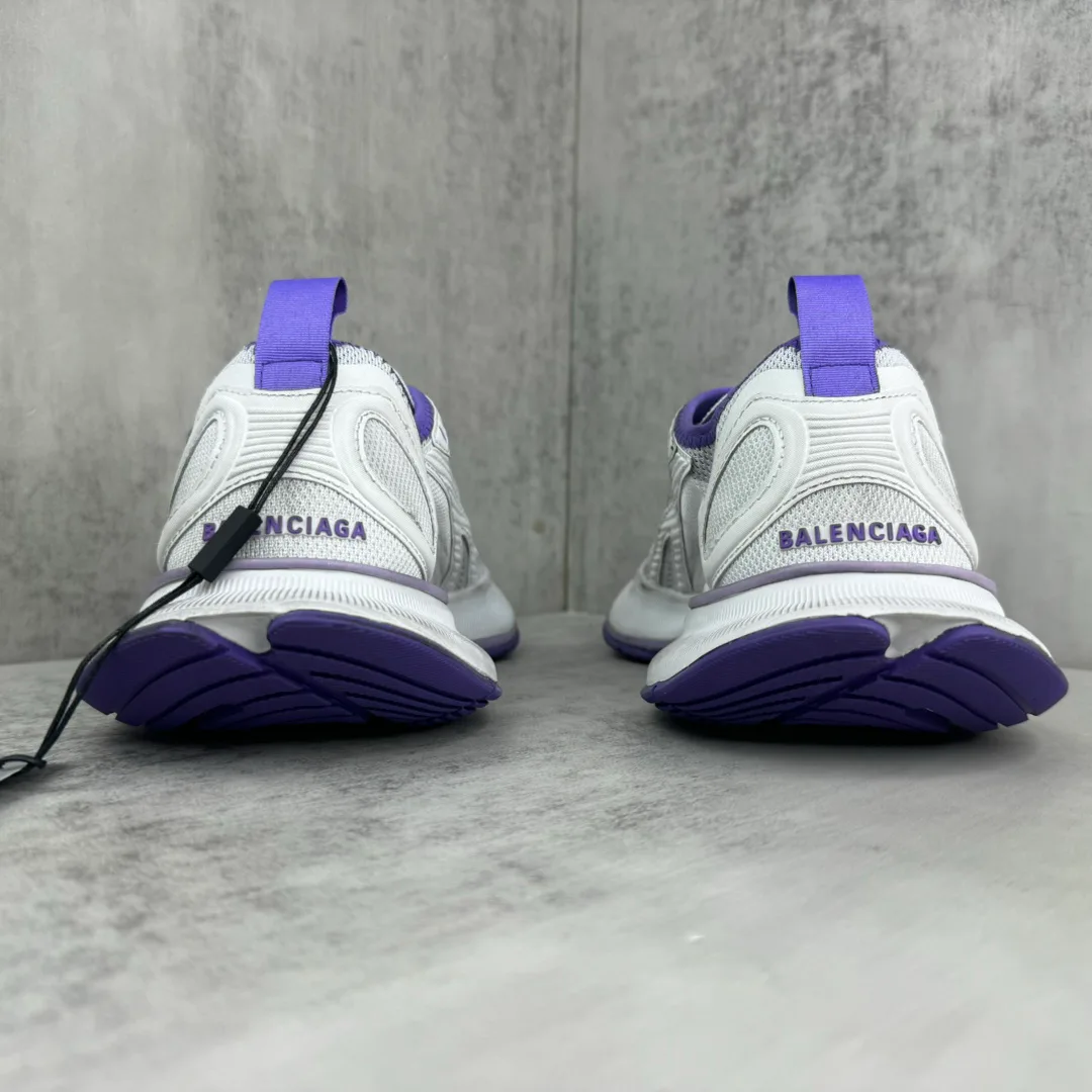 Кроссовки Женские Balenciaga 10654274