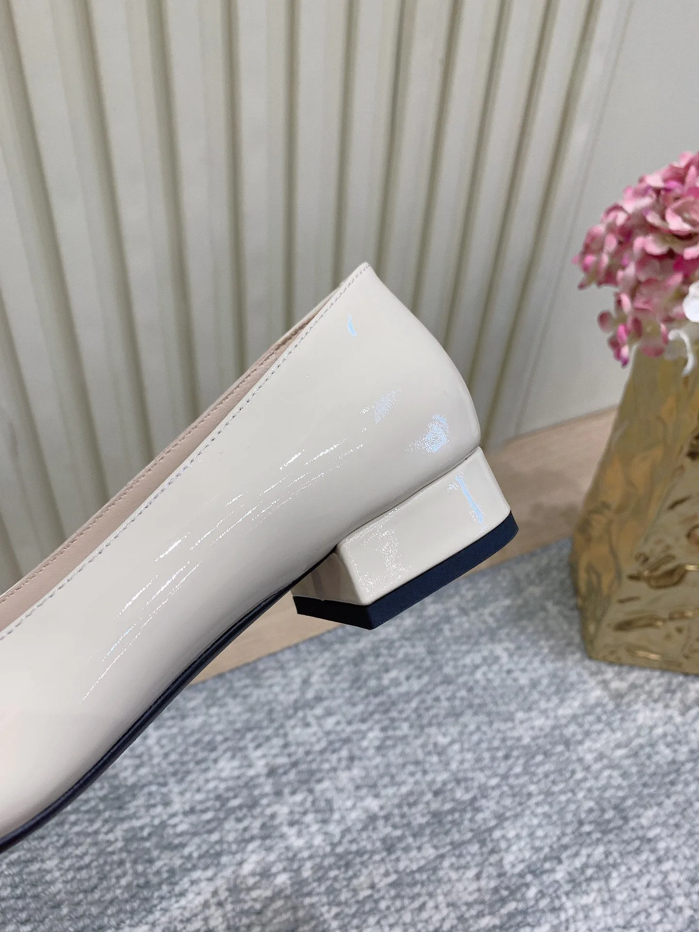 Туфли Женские Gucci 689918