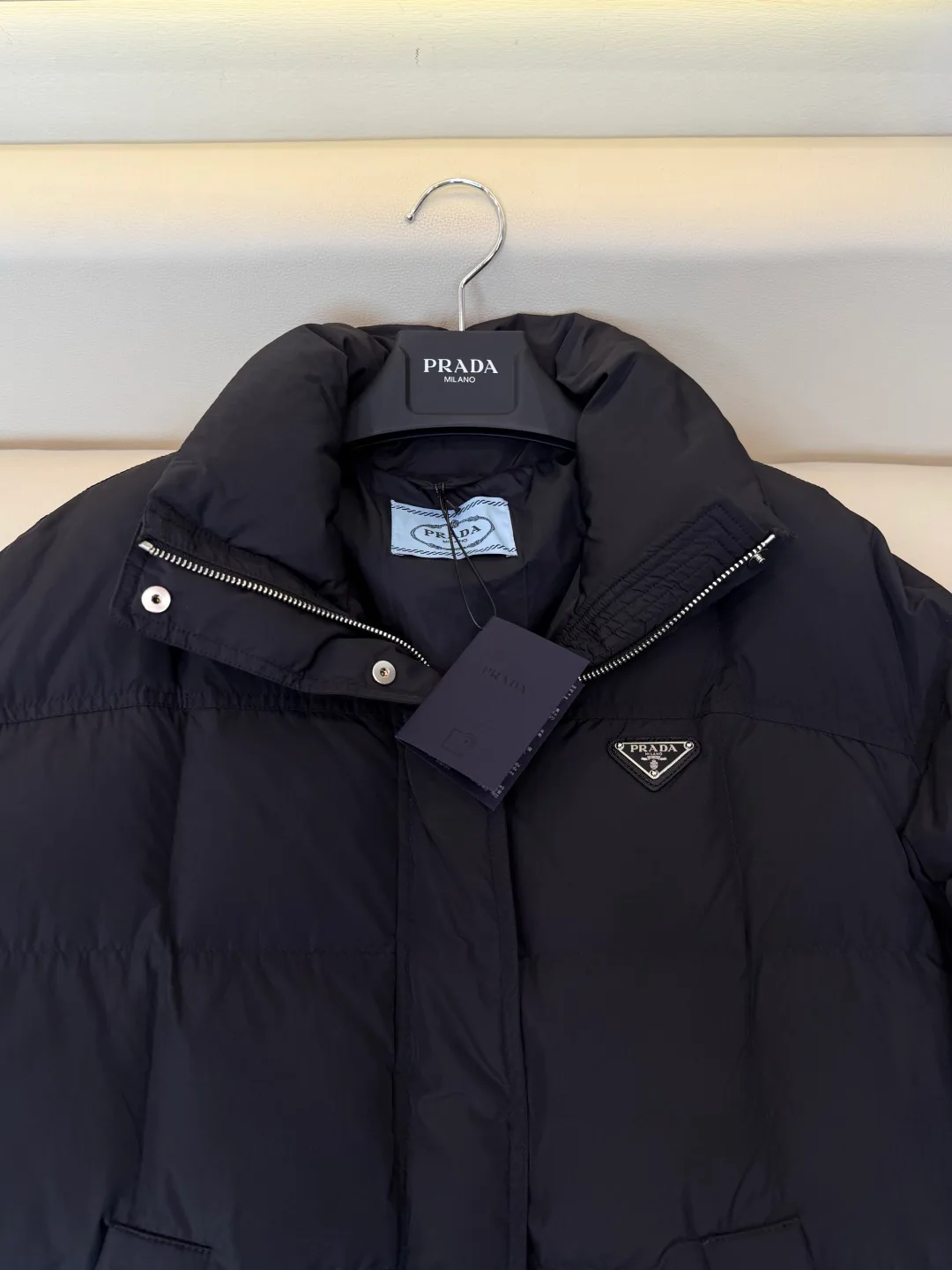 Куртки И Пуховики Женские Prada 18226363