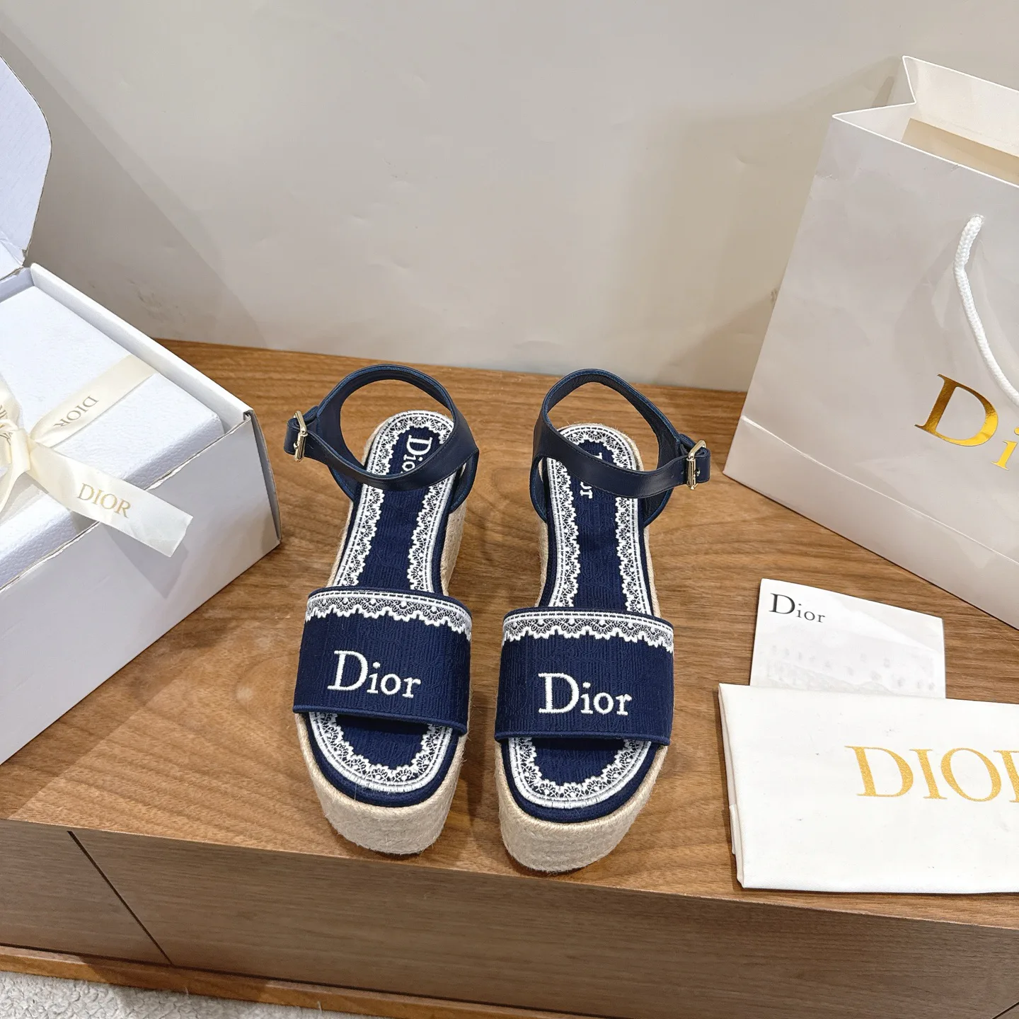 Босоножки Женские Christian Dior 17947073