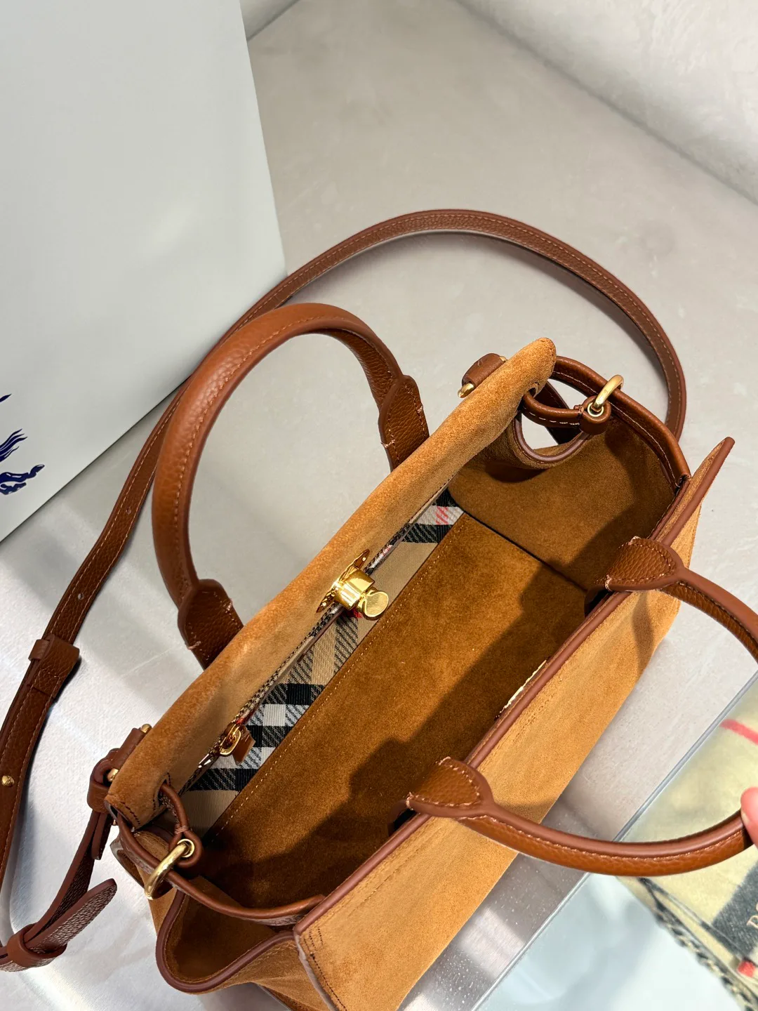 Классические Сумки Женские Burberry 11017443