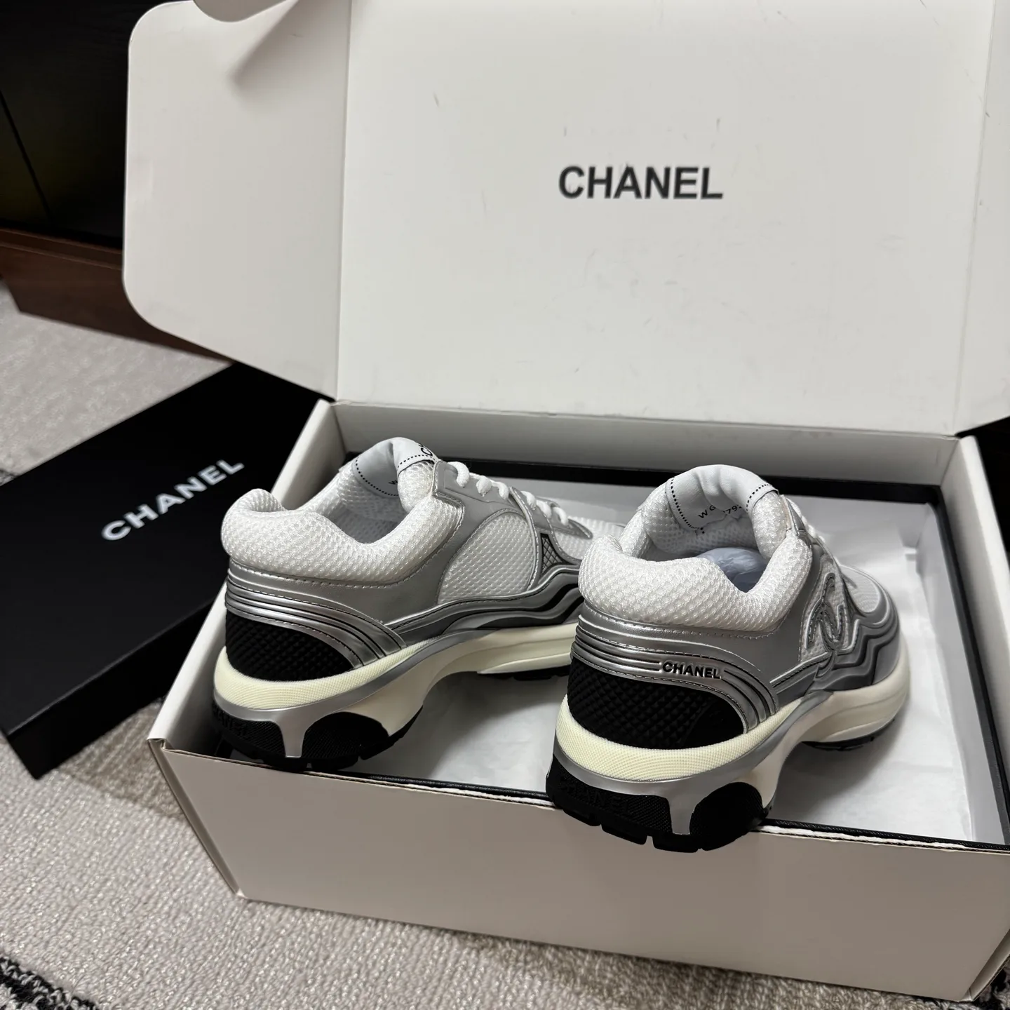 Кроссовки Женские Chanel 947302