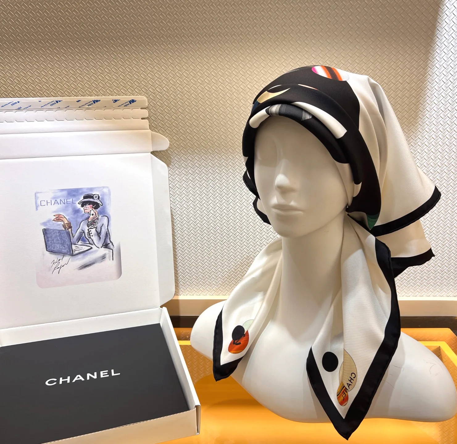 Платки Chanel 13575374