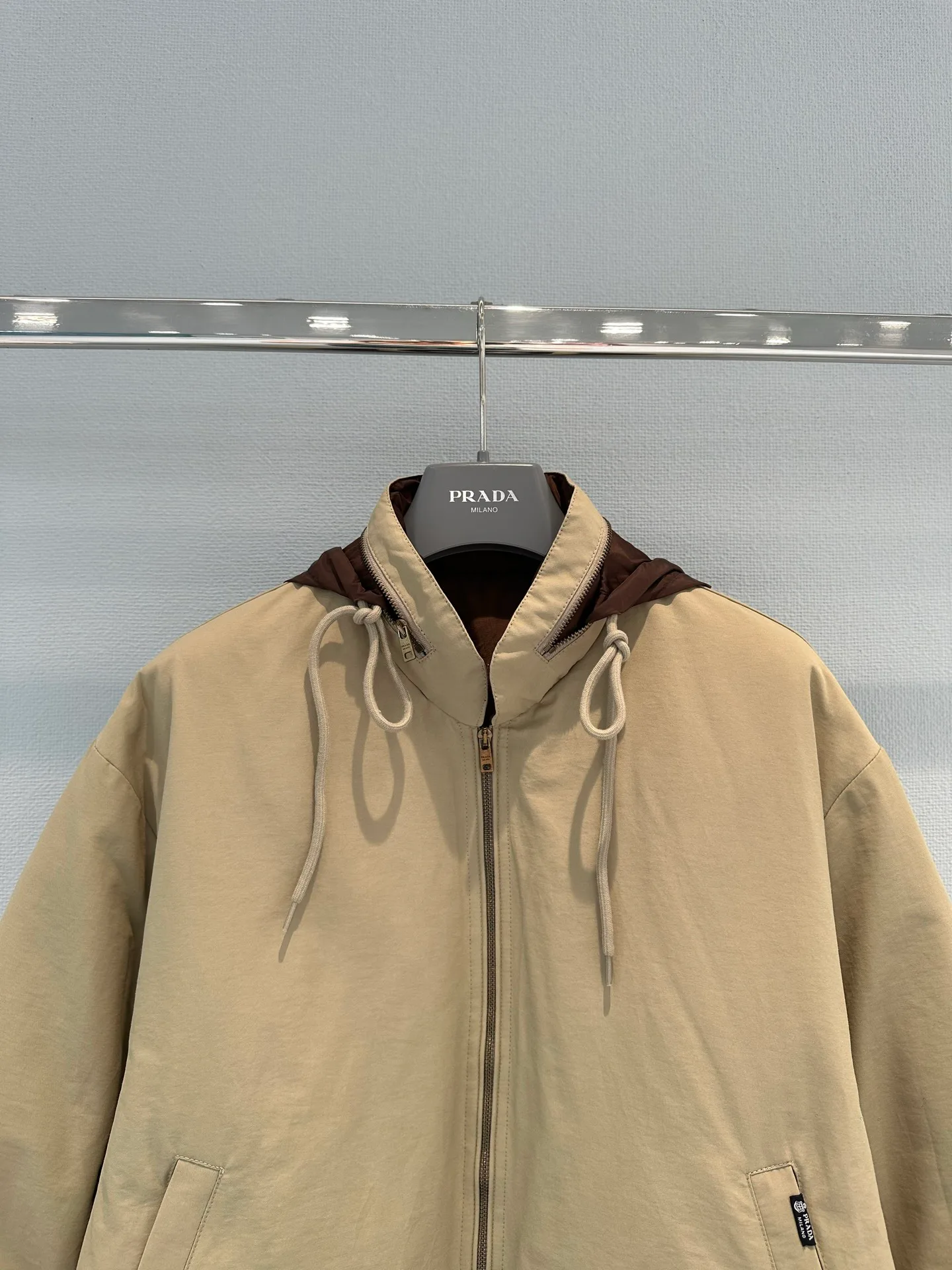 Куртки И Пуховики Женские Prada 18963143