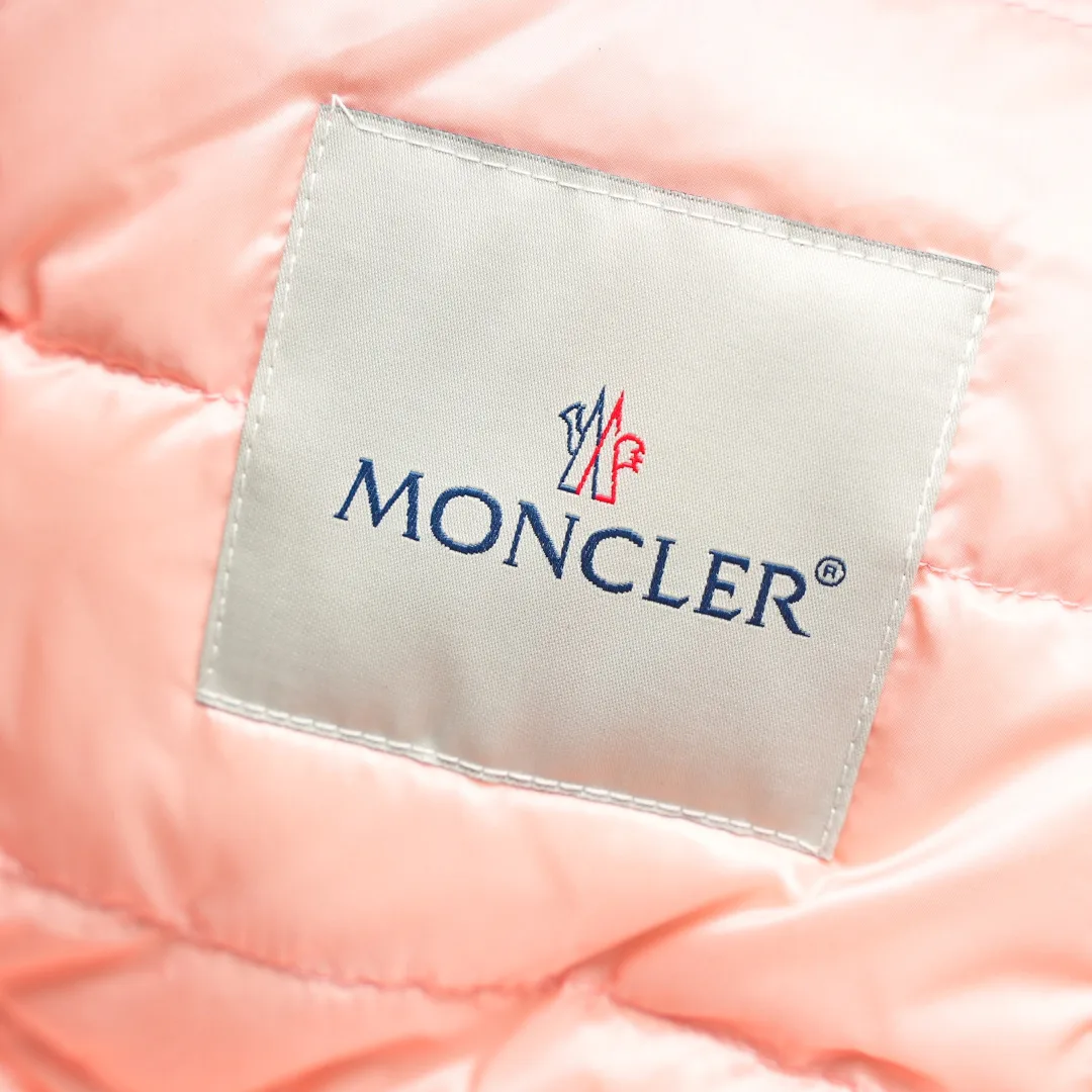 Куртки И Пуховики Женские Moncler 18455985