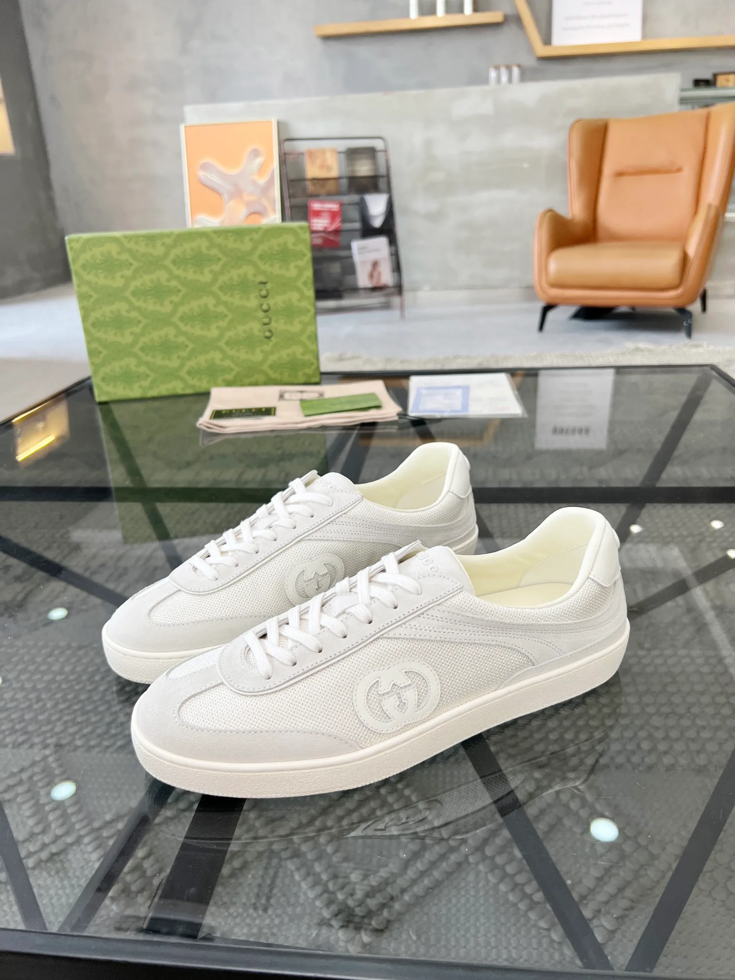 Кроссовки Женские Gucci 5813695