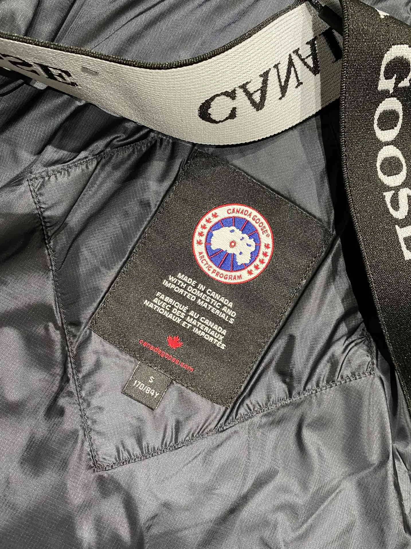 Куртки И Пуховики Мужские Canada Goose 608722