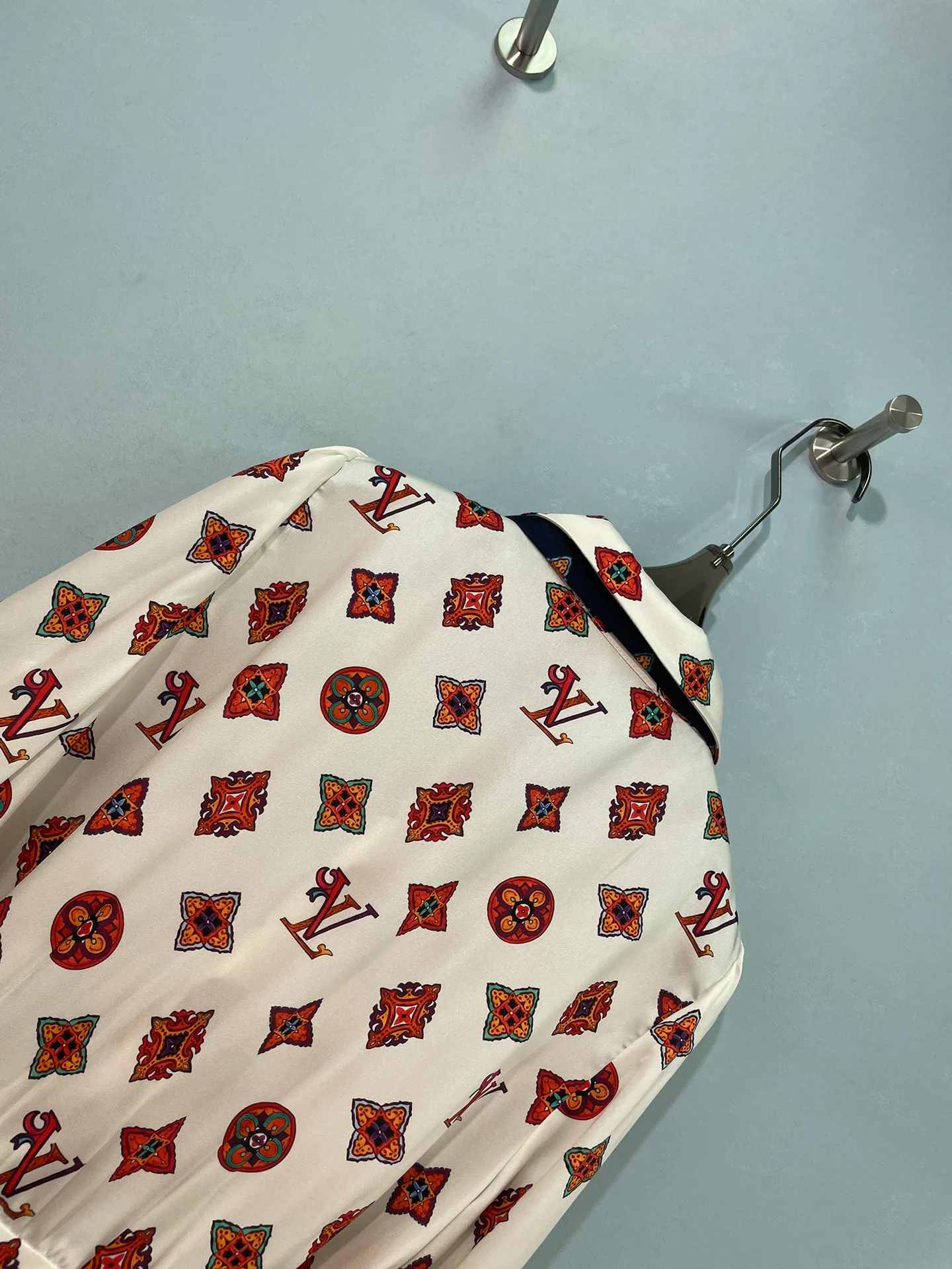 Платья Женские Louis Vuitton 18151728