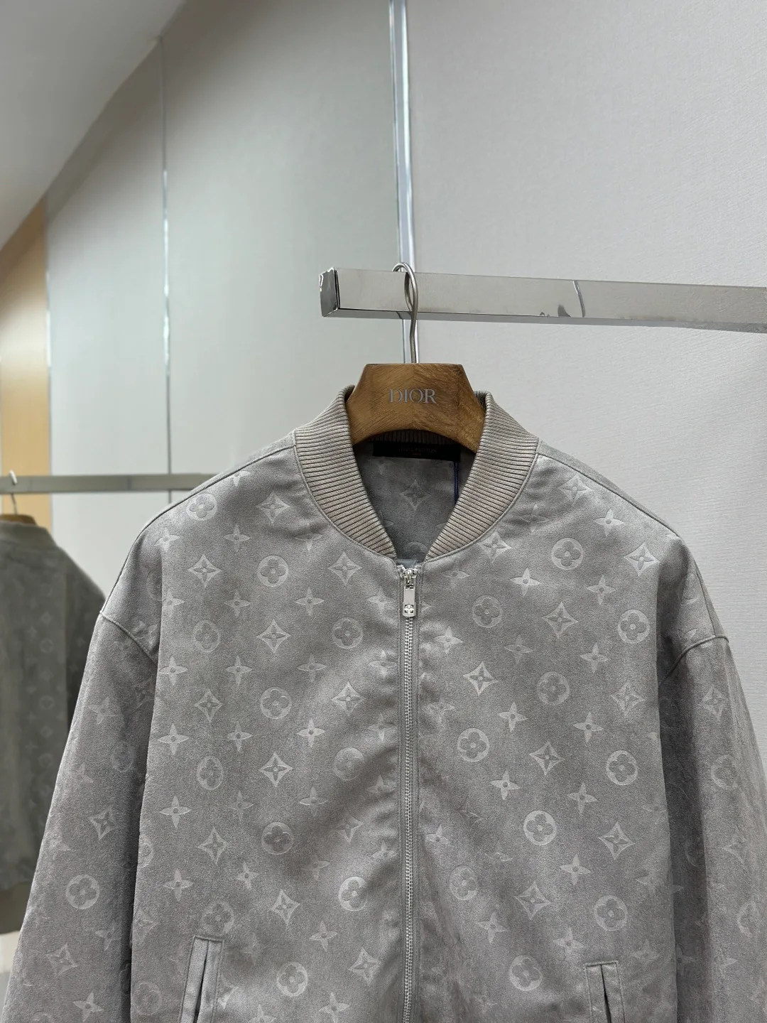 Куртки И Пуховики Мужские Louis Vuitton 178976