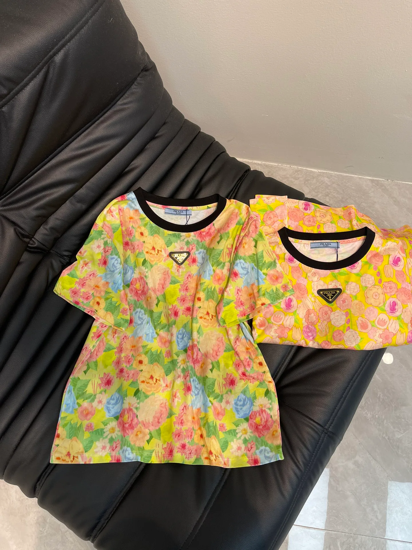 Футболки Женские Prada 29320