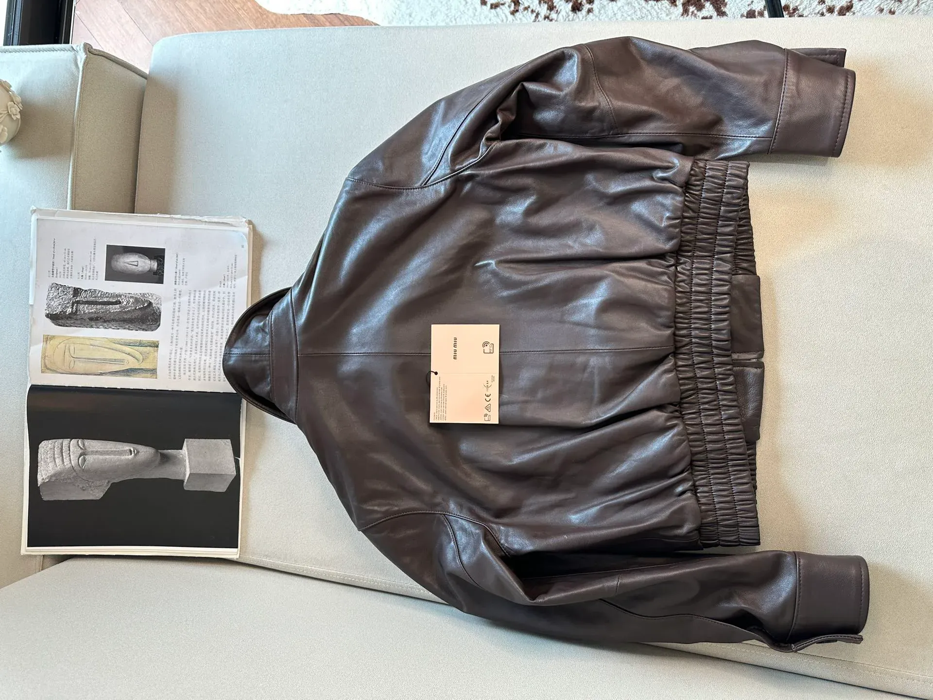 Кожаные Куртки И Дублёнки Женские Miu Miu 30359