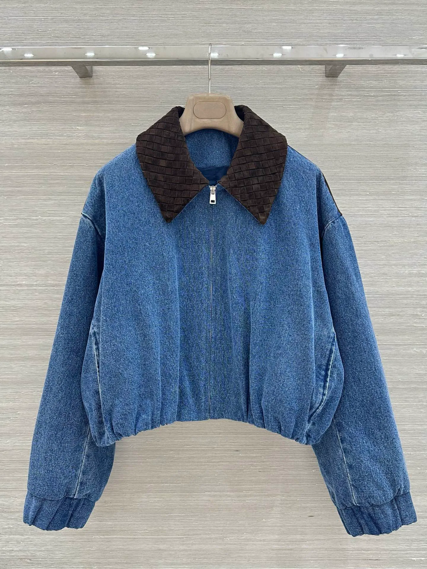 Куртки И Пуховики Женские Bottega Veneta 17413781