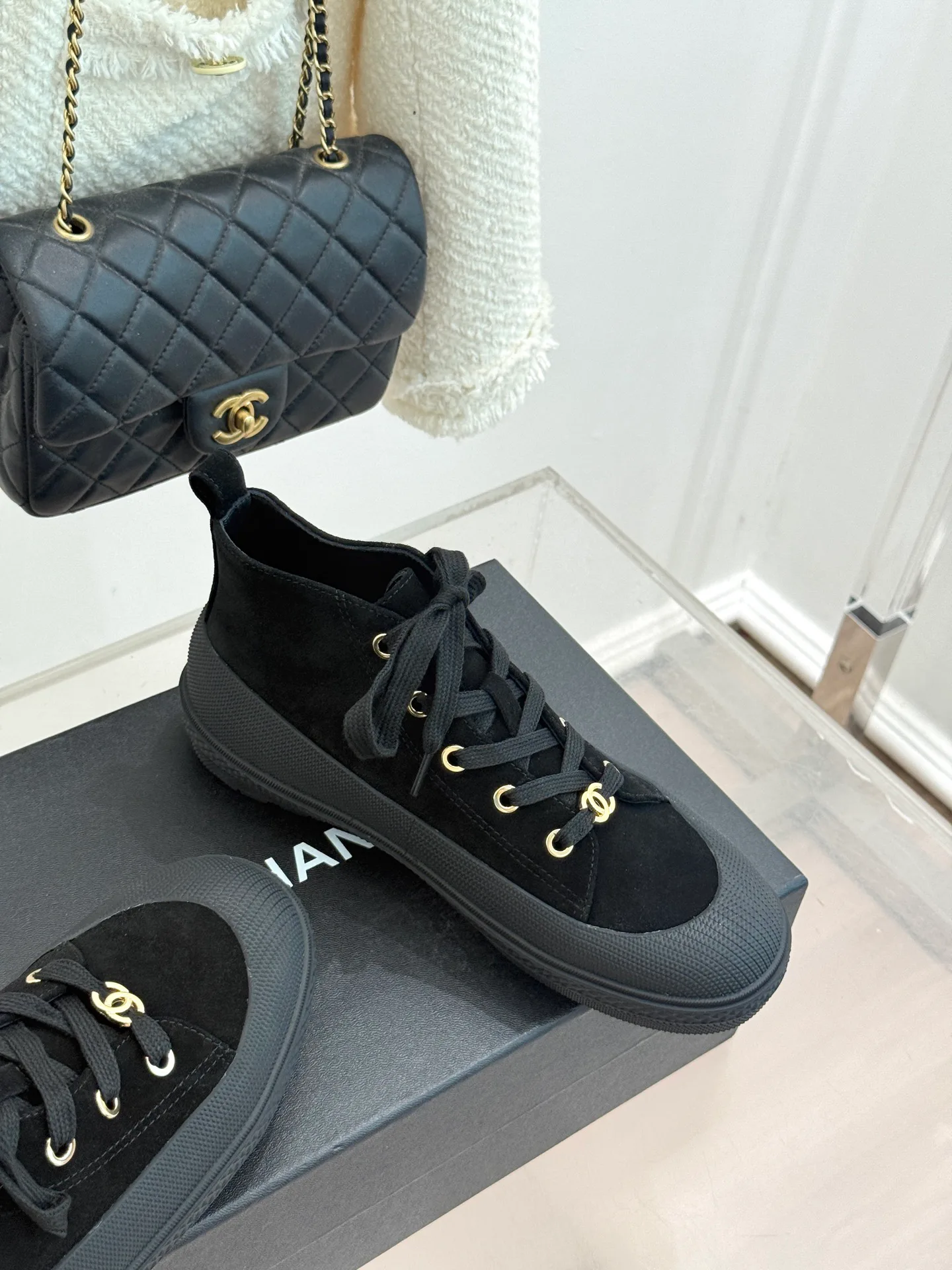Кроссовки Женские Chanel 19281479