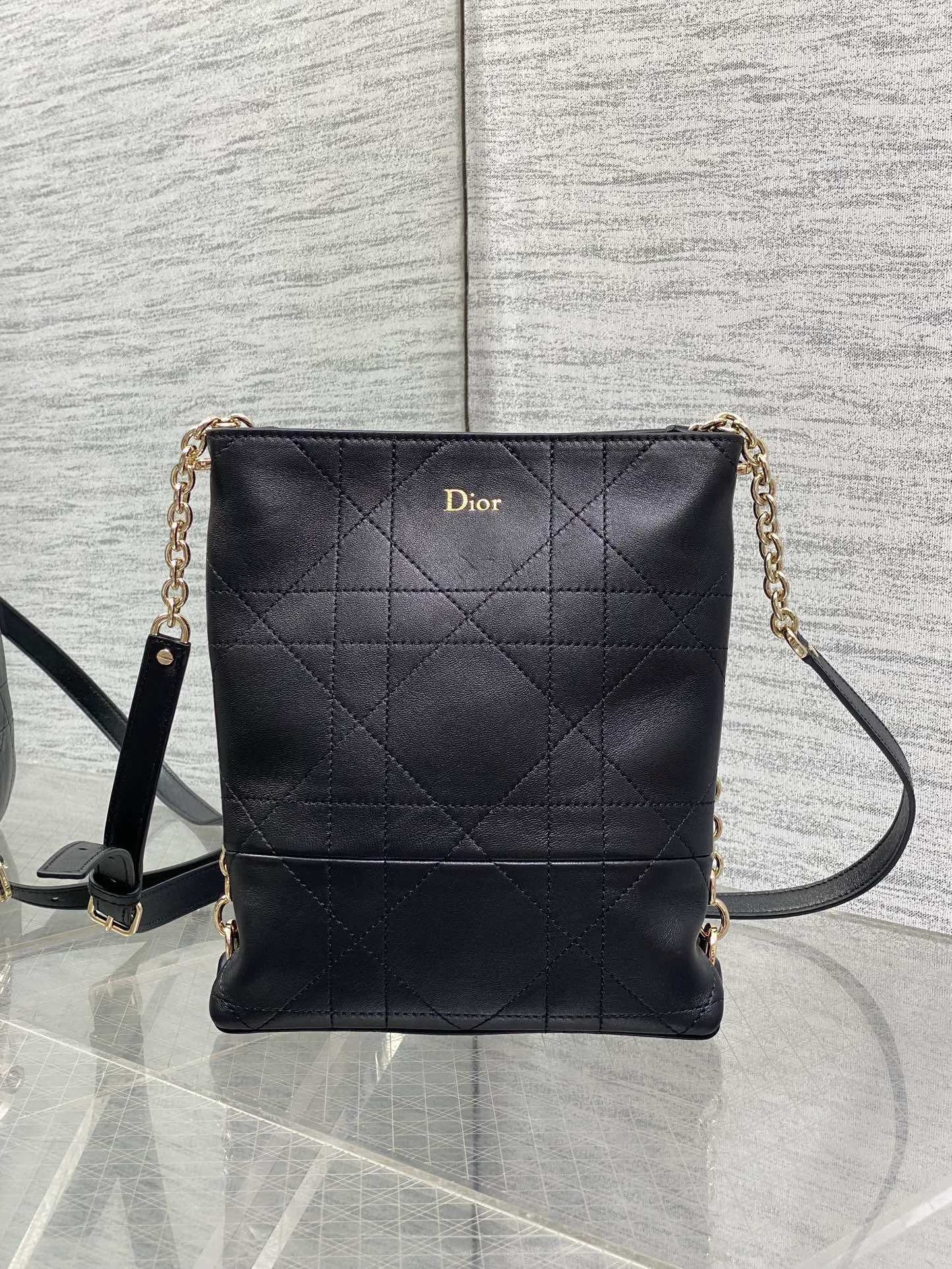 Классические Сумки Женские Christian Dior 12817834