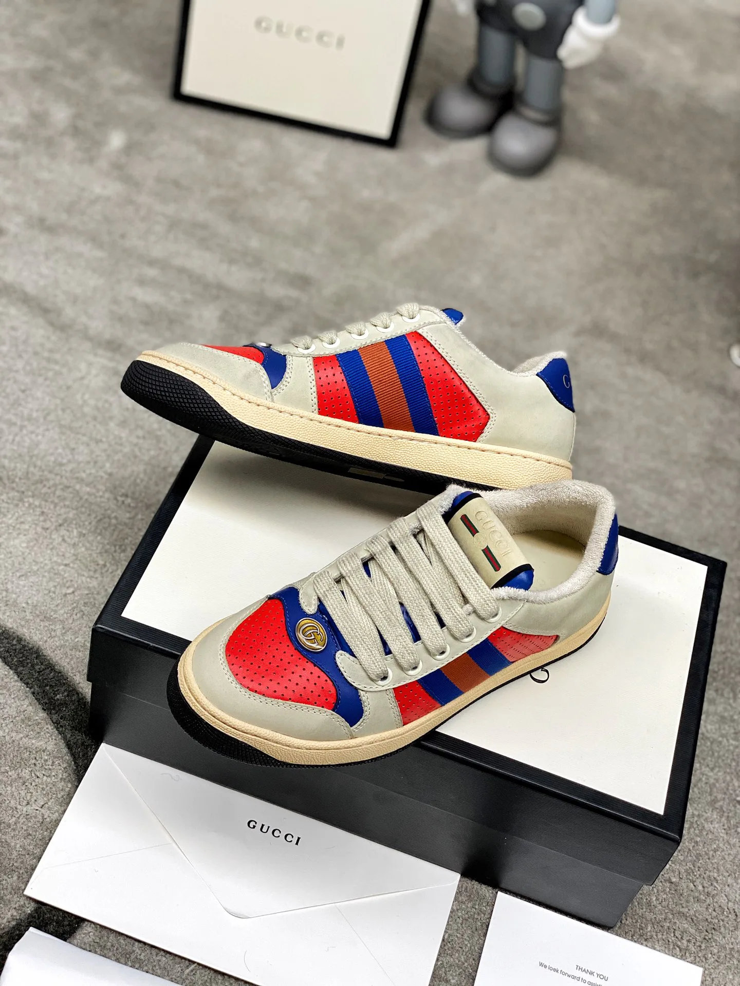 Кроссовки Женские Gucci 945007