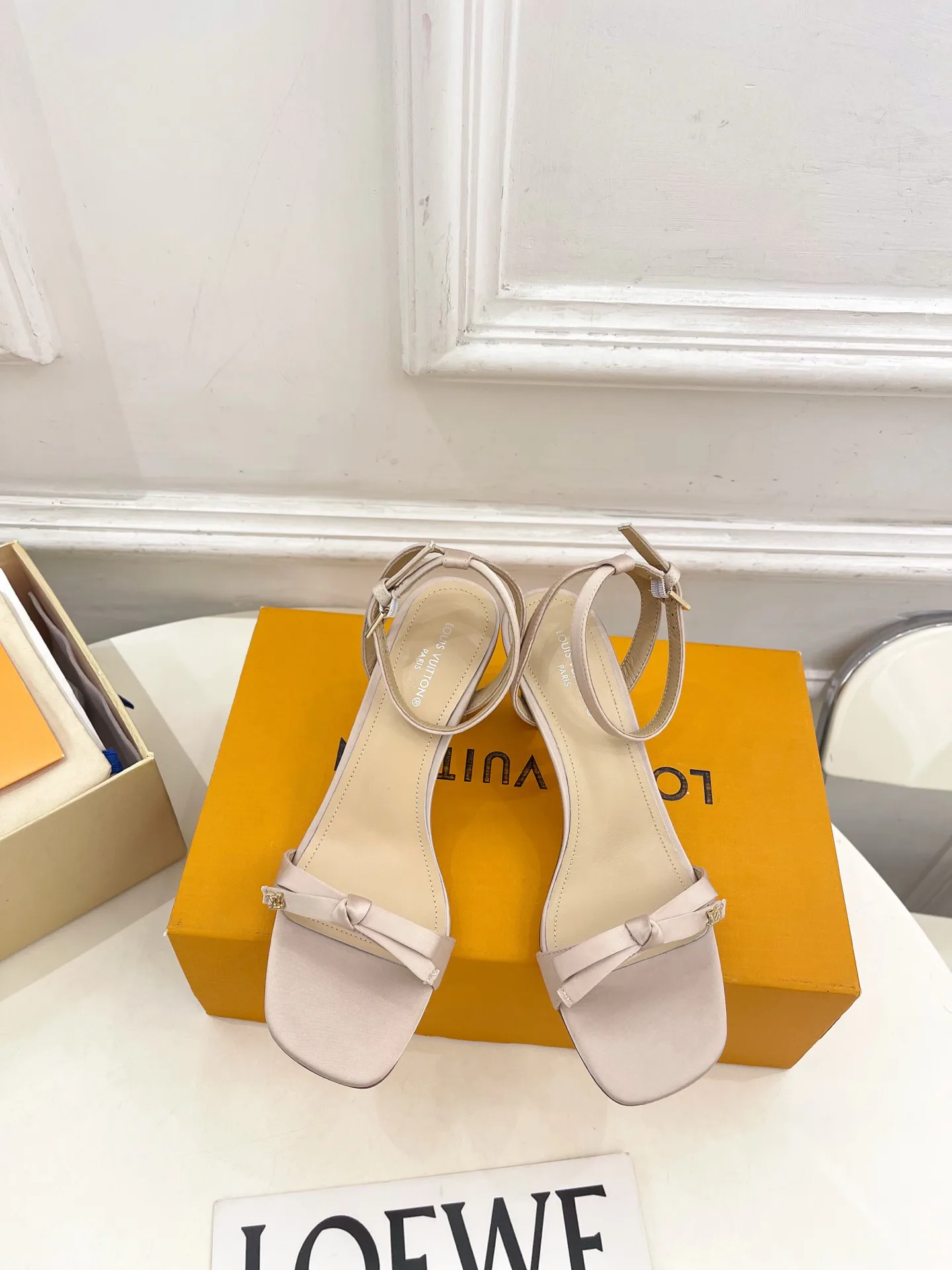 Босоножки Женские Louis Vuitton 18034967
