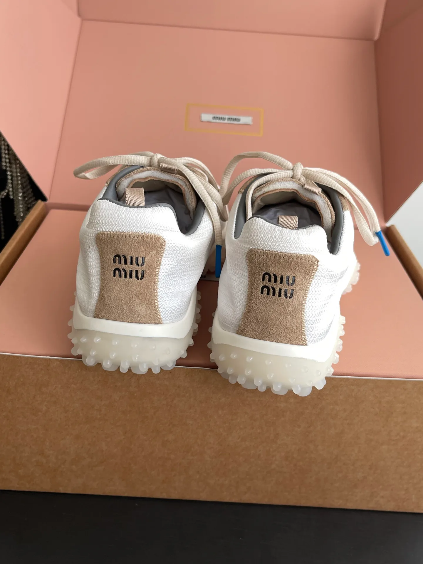 Кроссовки Женские Miu Miu 17554331