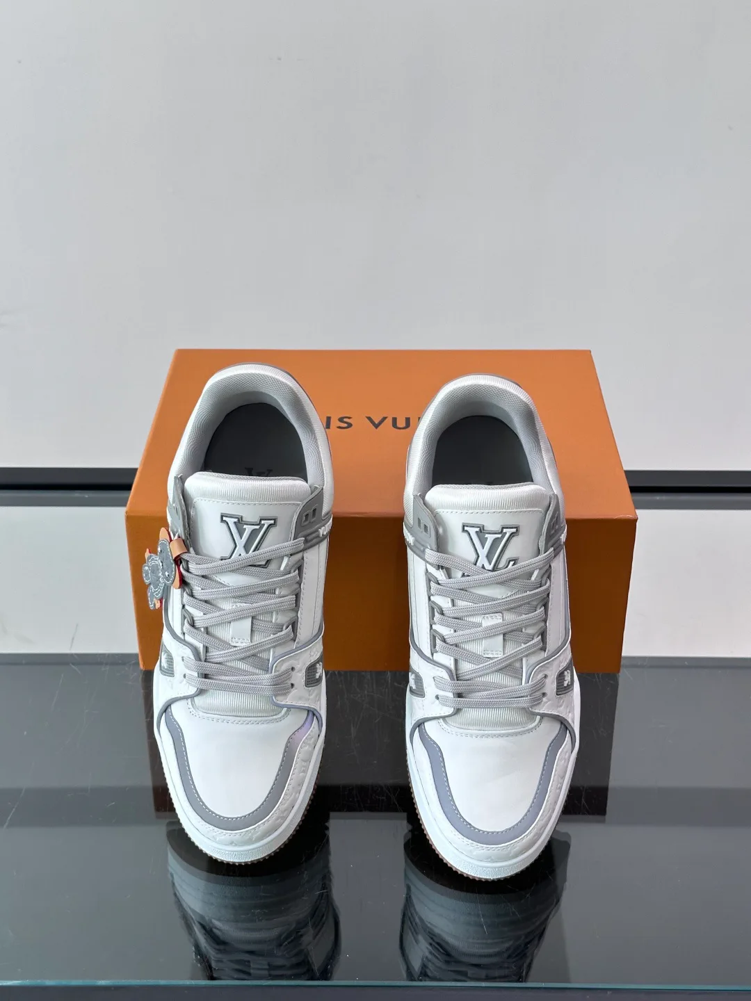 Кроссовки Мужские Louis Vuitton 17982456