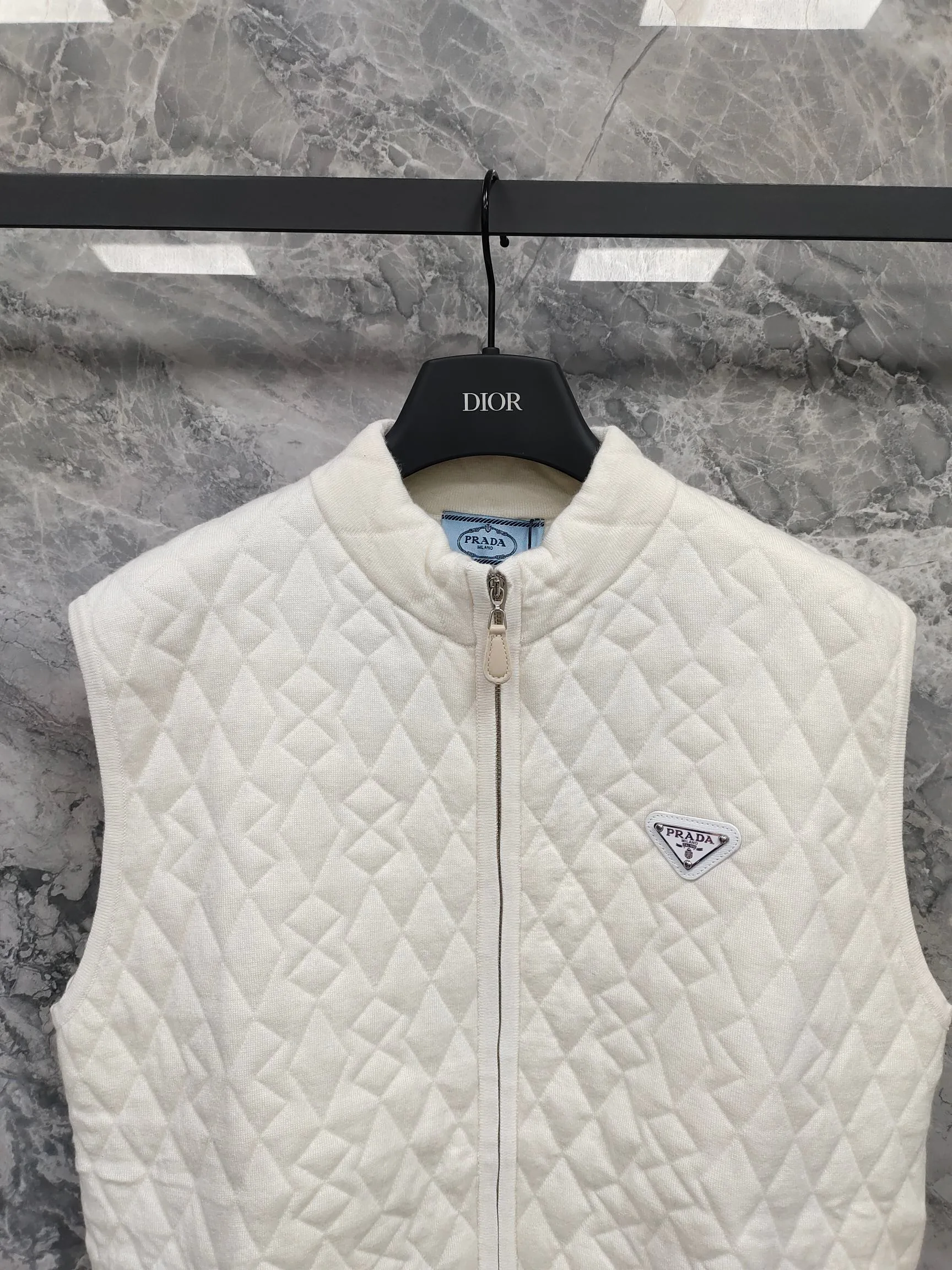 Жилеты Женские Prada 18743633