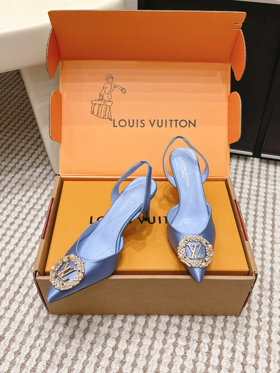 Туфли Женские Louis Vuitton 11518541