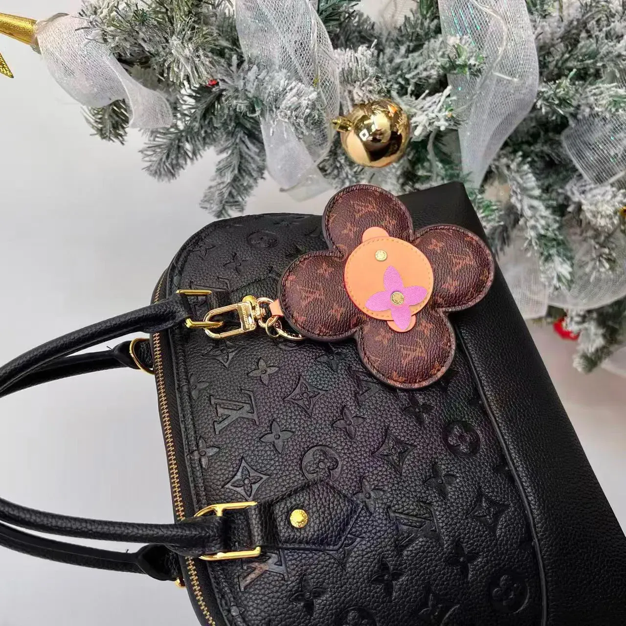 Ключницы Louis Vuitton 1118550