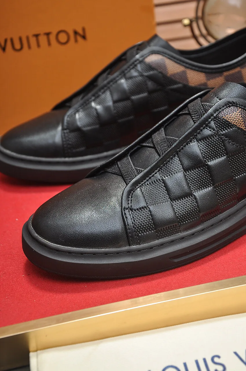 Кроссовки Мужские Louis Vuitton 1062400