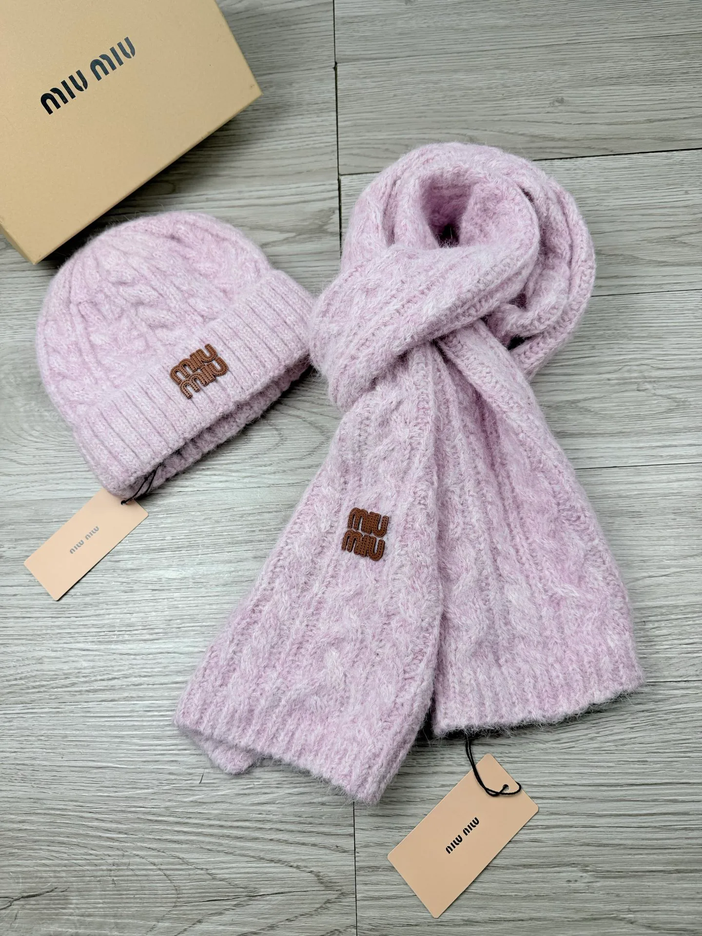 Головные Уборы Miu Miu 18549261