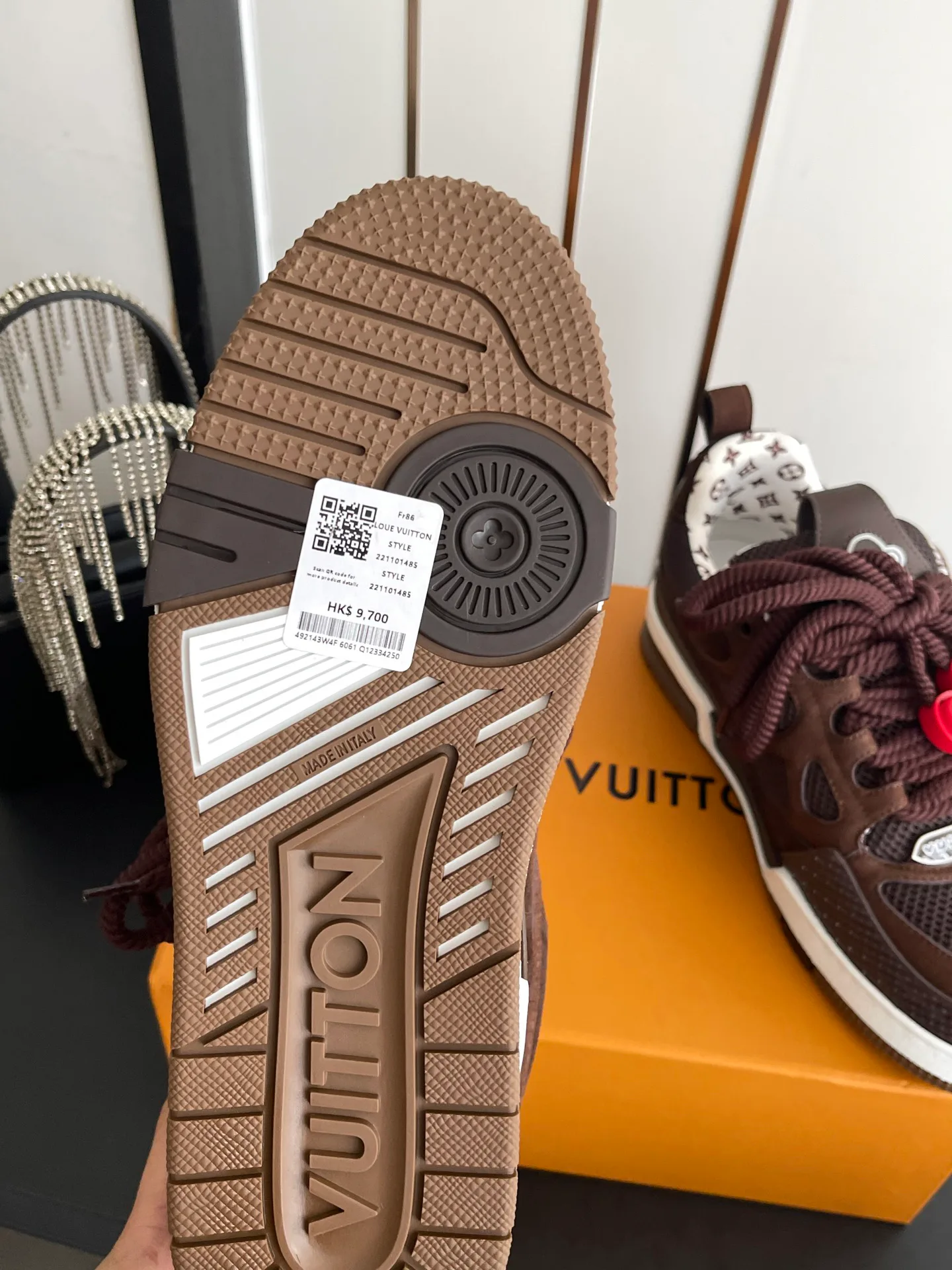 Кроссовки Женские Louis Vuitton 17554387