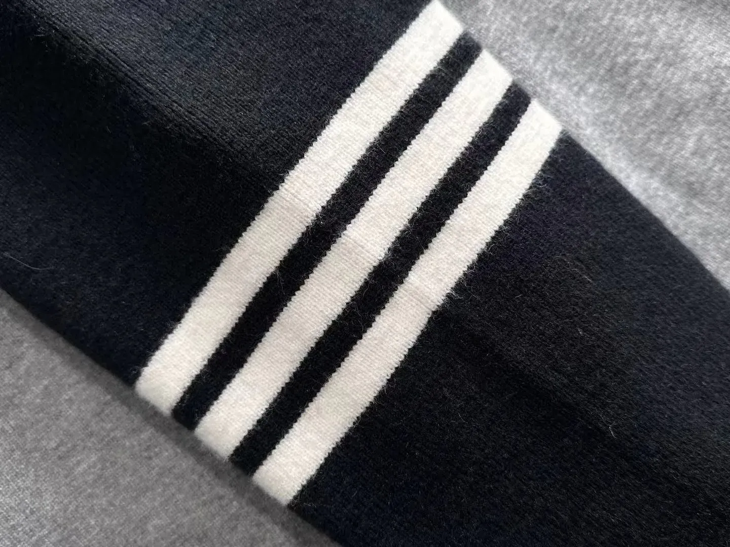 Джемперы И Свитеры Мужские Moncler 1860006