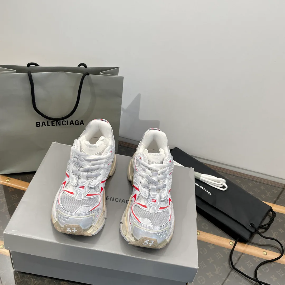Кроссовки Женские Balenciaga 12656282