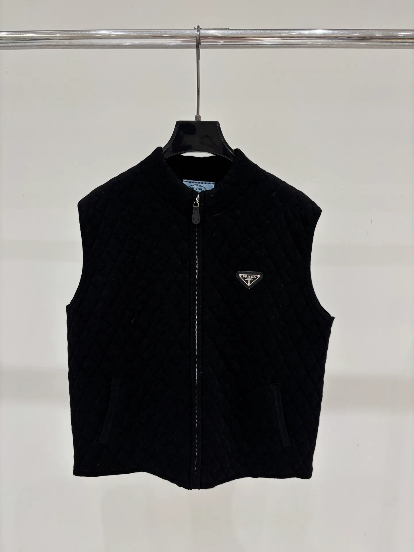 Жилеты Женские Prada 18706583