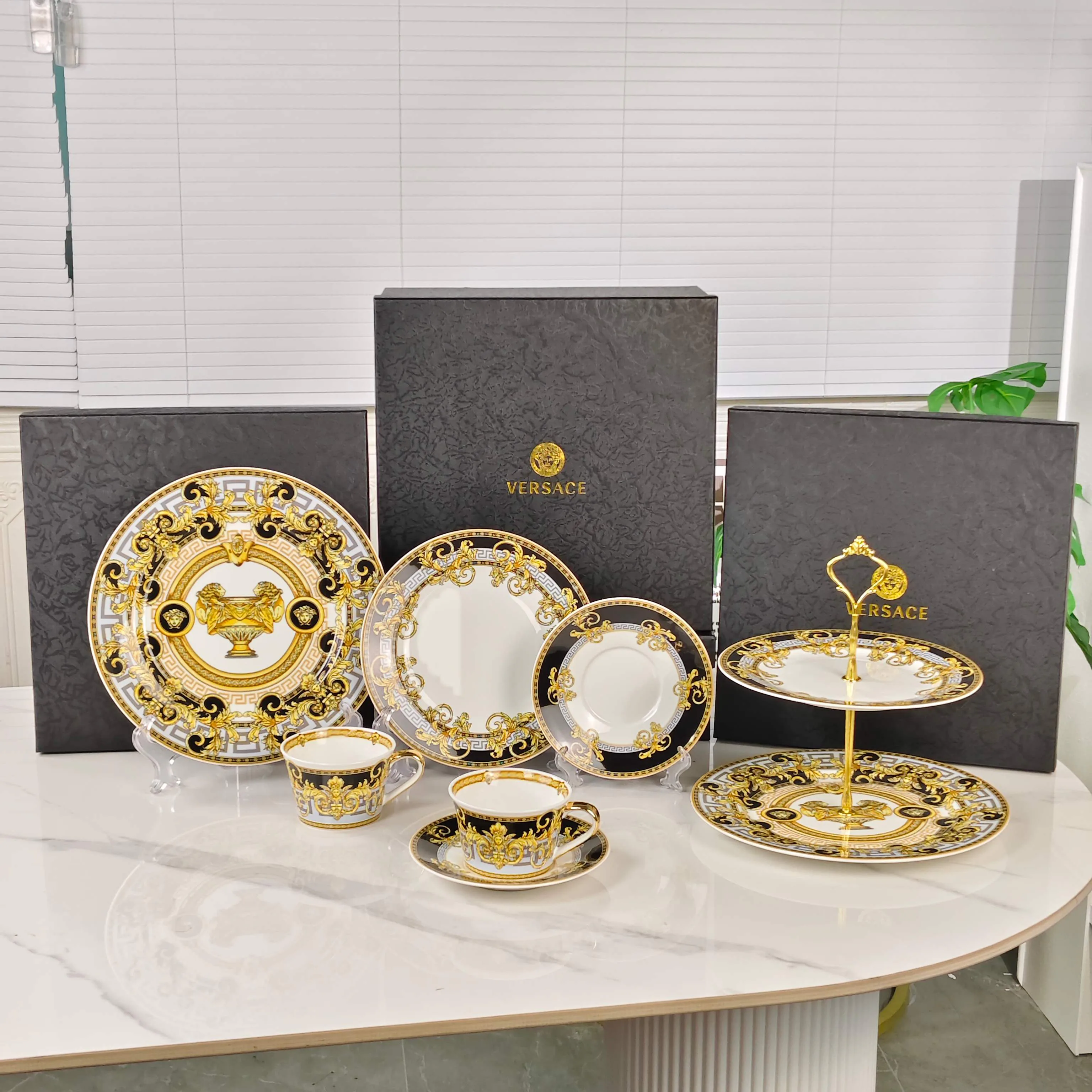 Посуда Versace 85010