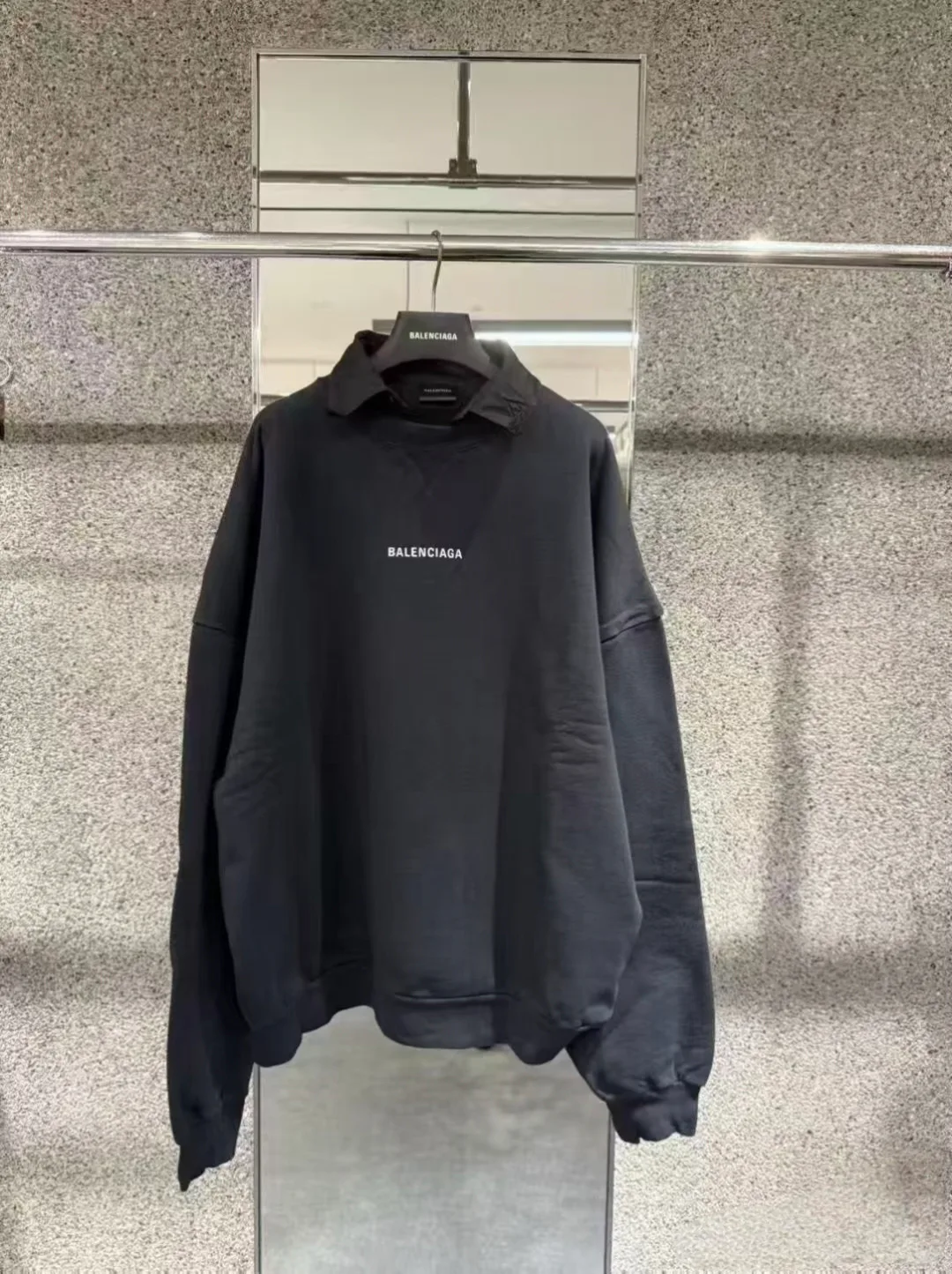 Свитшоты И Худи Женские Balenciaga 5380419