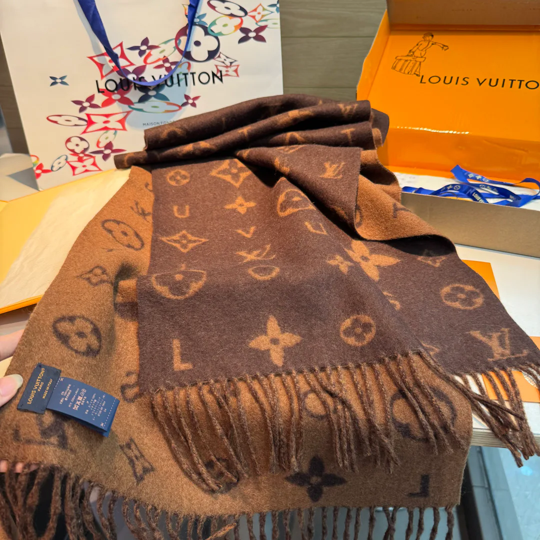 Шарфы Louis Vuitton 4738605