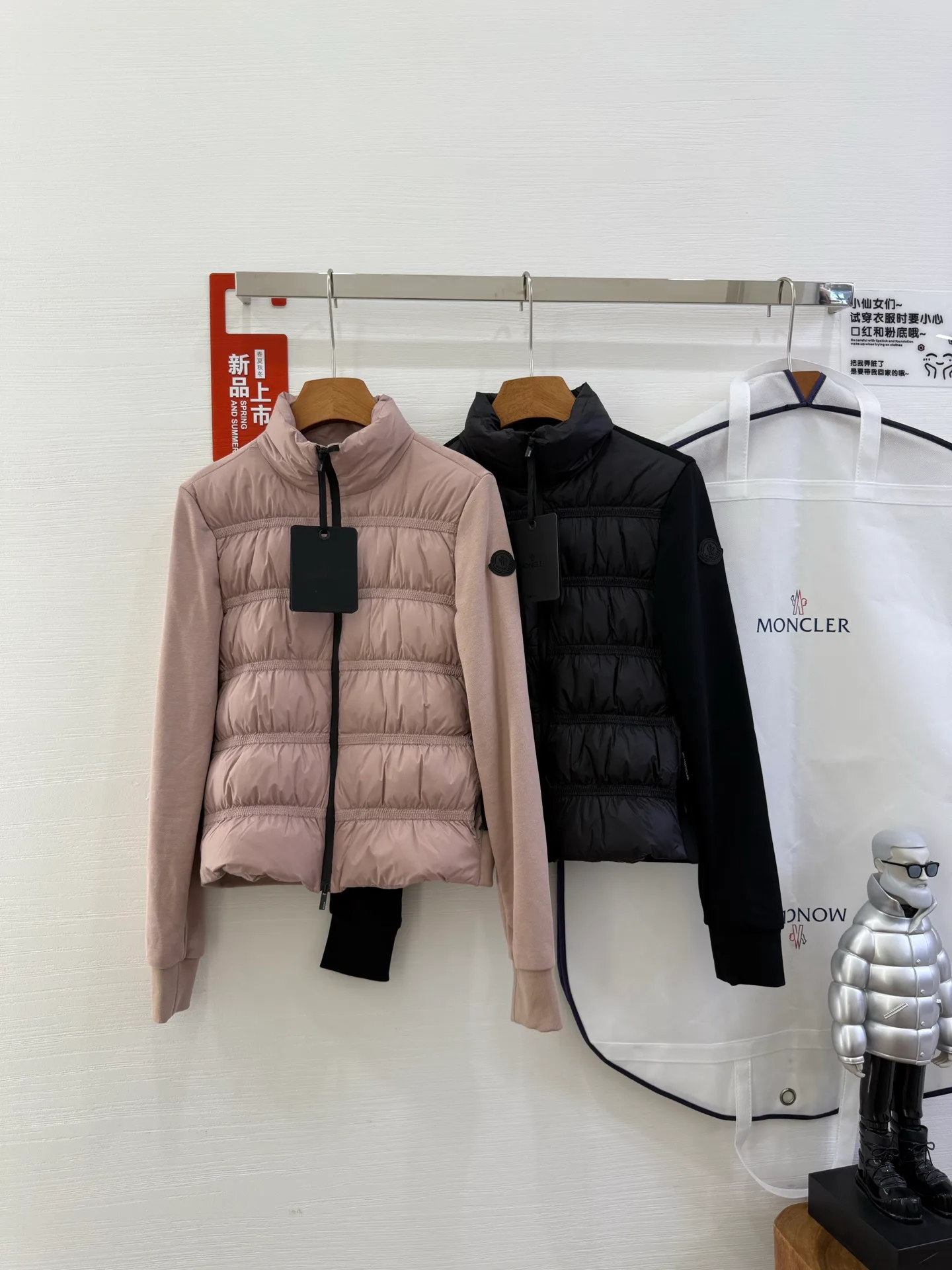Куртки И Пуховики Женские Moncler 17918899